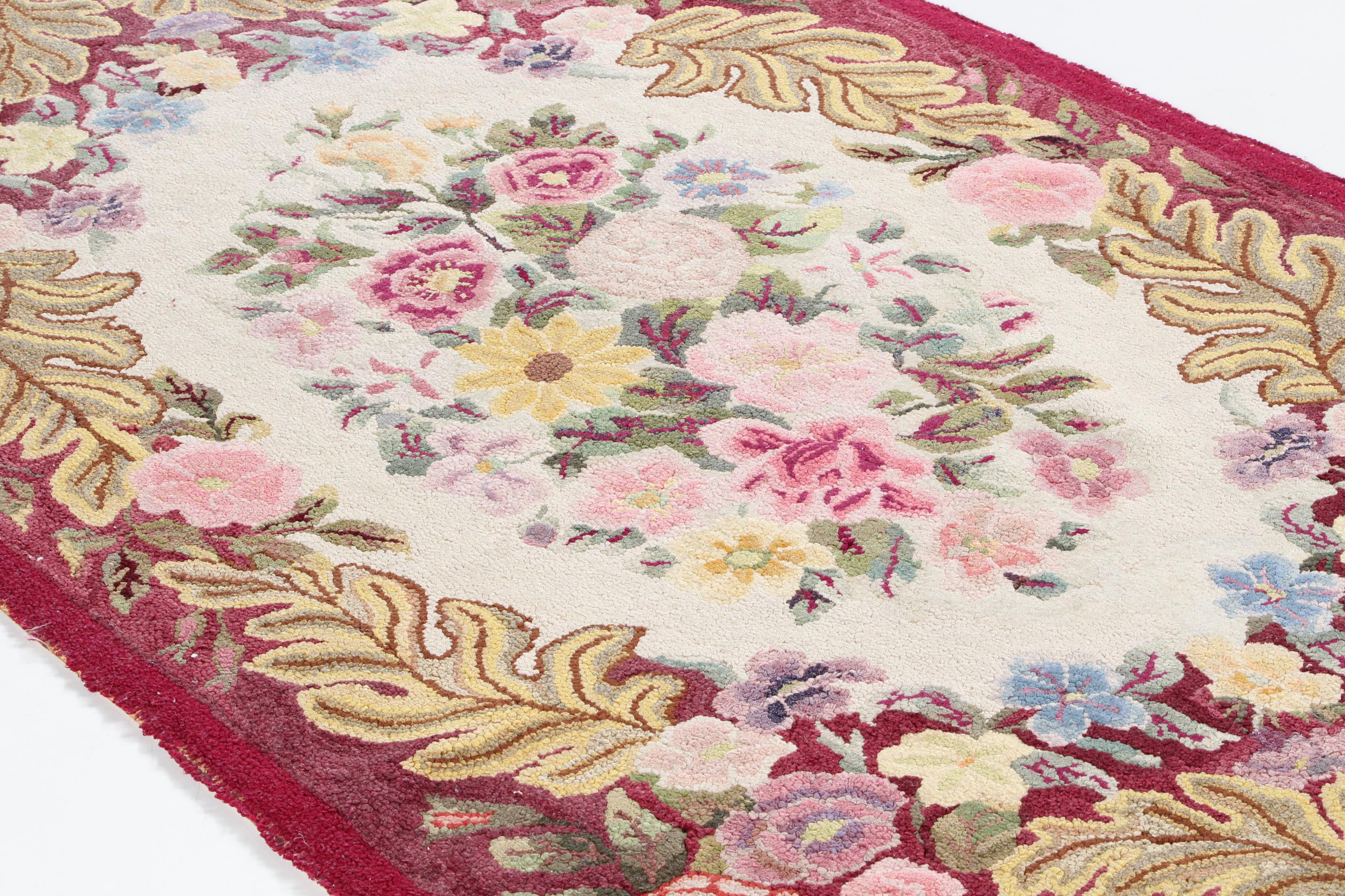 Vintage Floral Hooked Wool Accent Rug