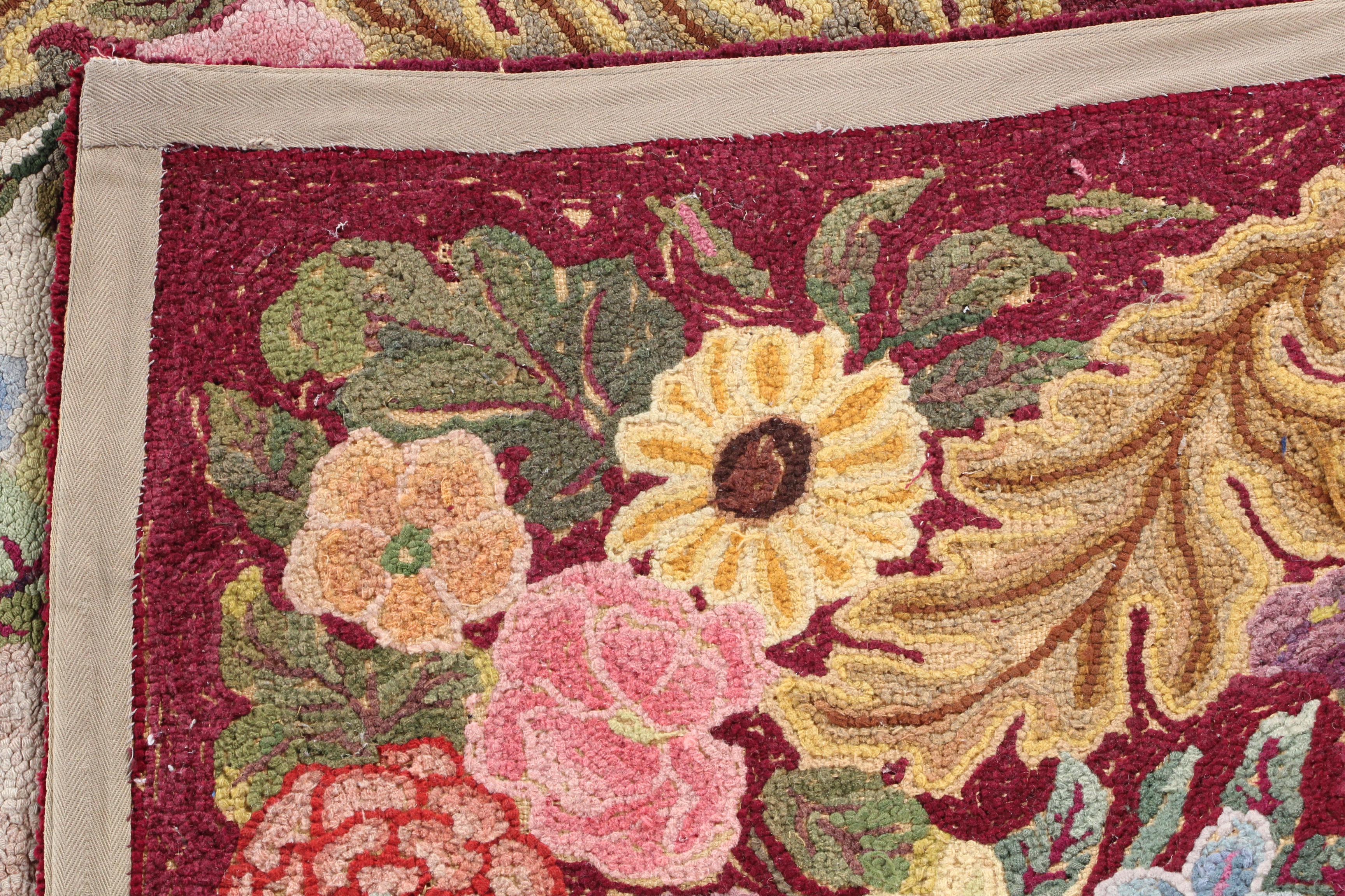 Vintage Floral Hooked Wool Accent Rug