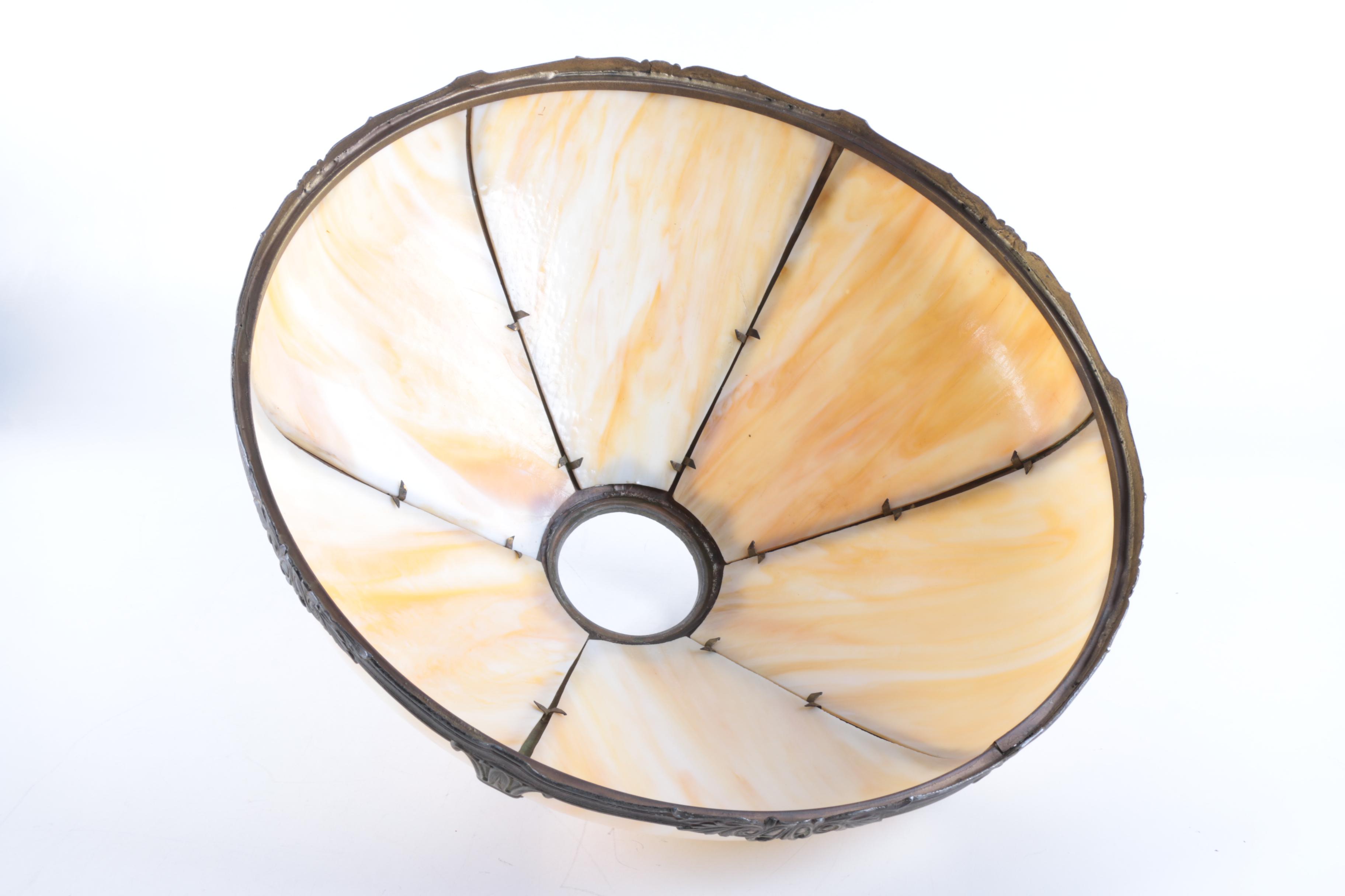 Vintage Tiffany-Style Slag Glass Table Lamp