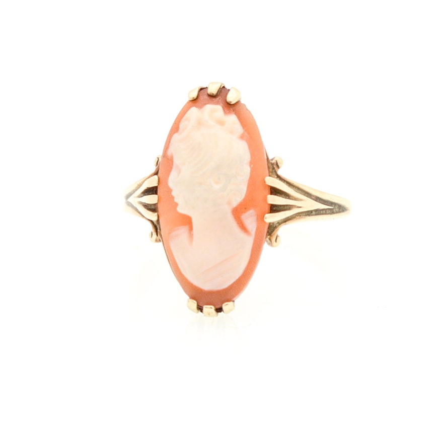 10K Yellow Gold and Shell Cameo Ring