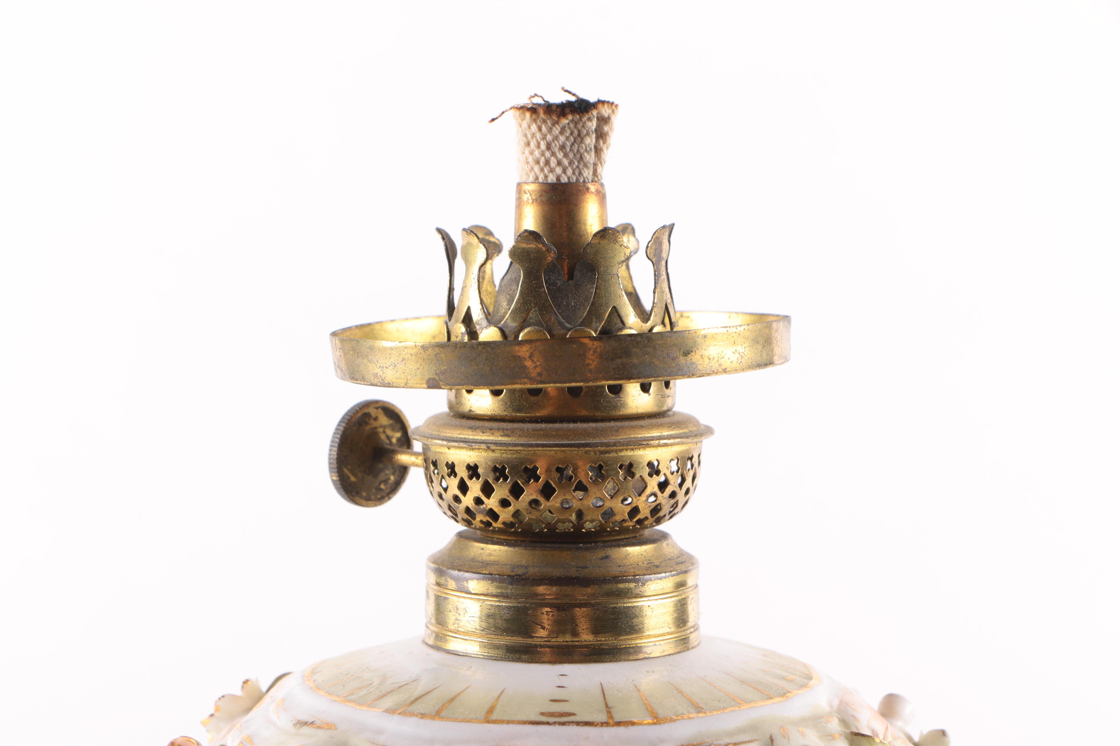 Antique Ceramic Parlor Oil Lamp