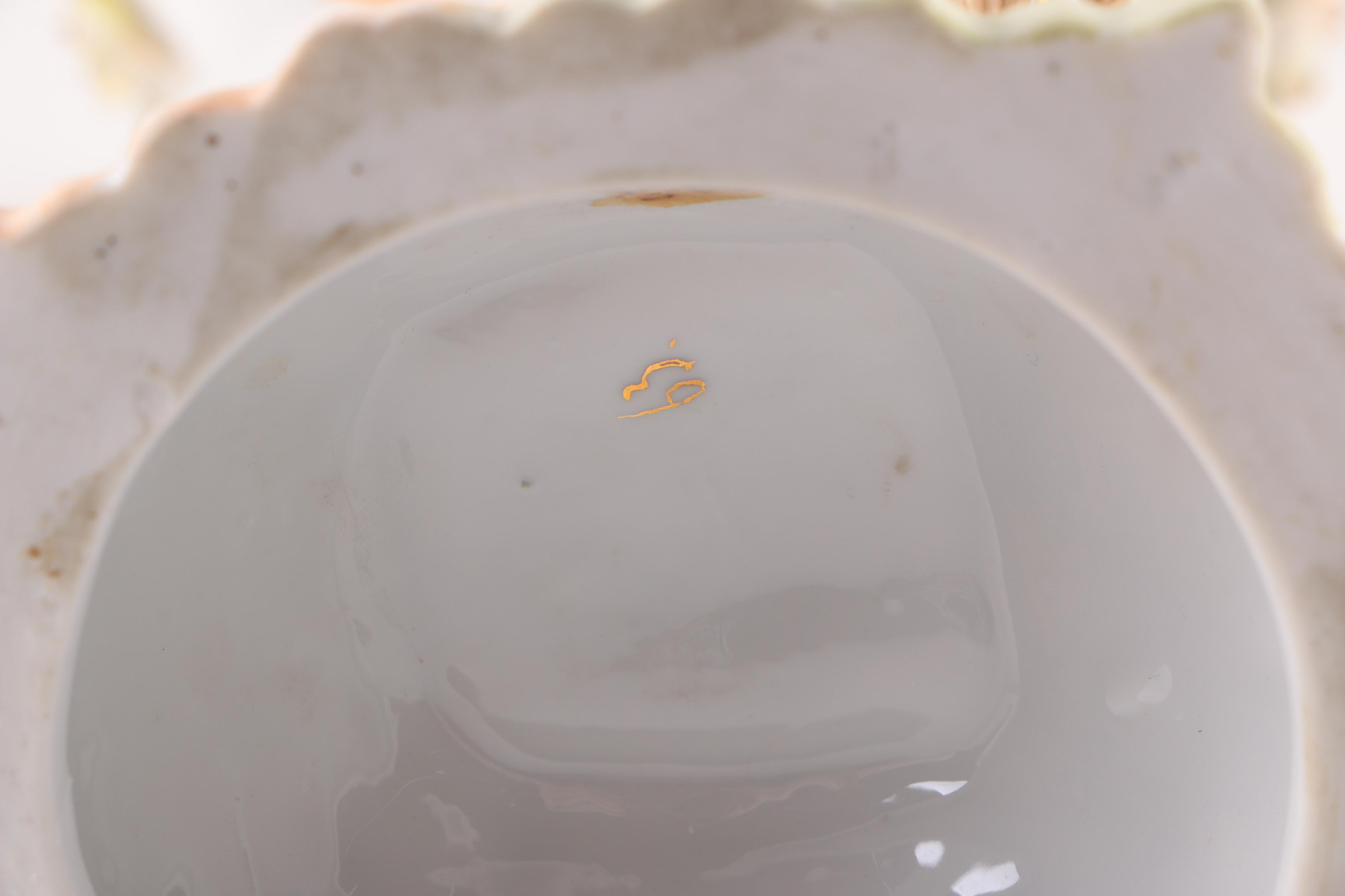 Antique Ceramic Parlor Oil Lamp