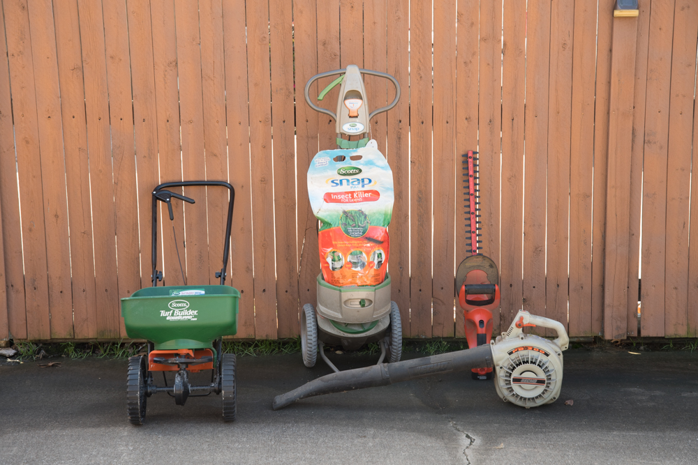 Outdoor Lawn Tools Including Scotts