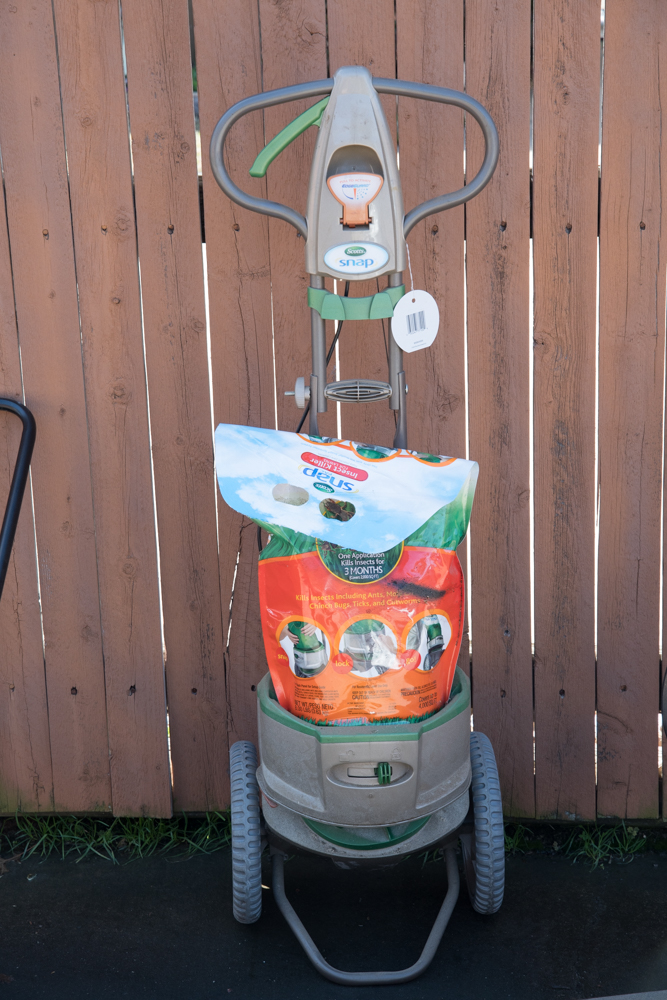 Outdoor Lawn Tools Including Scotts