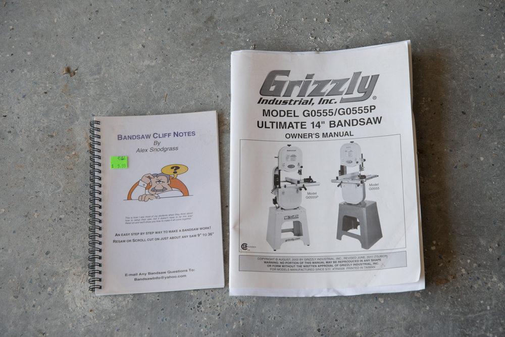 Grizzly Industrial Polar Bear Series Ultimate 14" Bandsaw