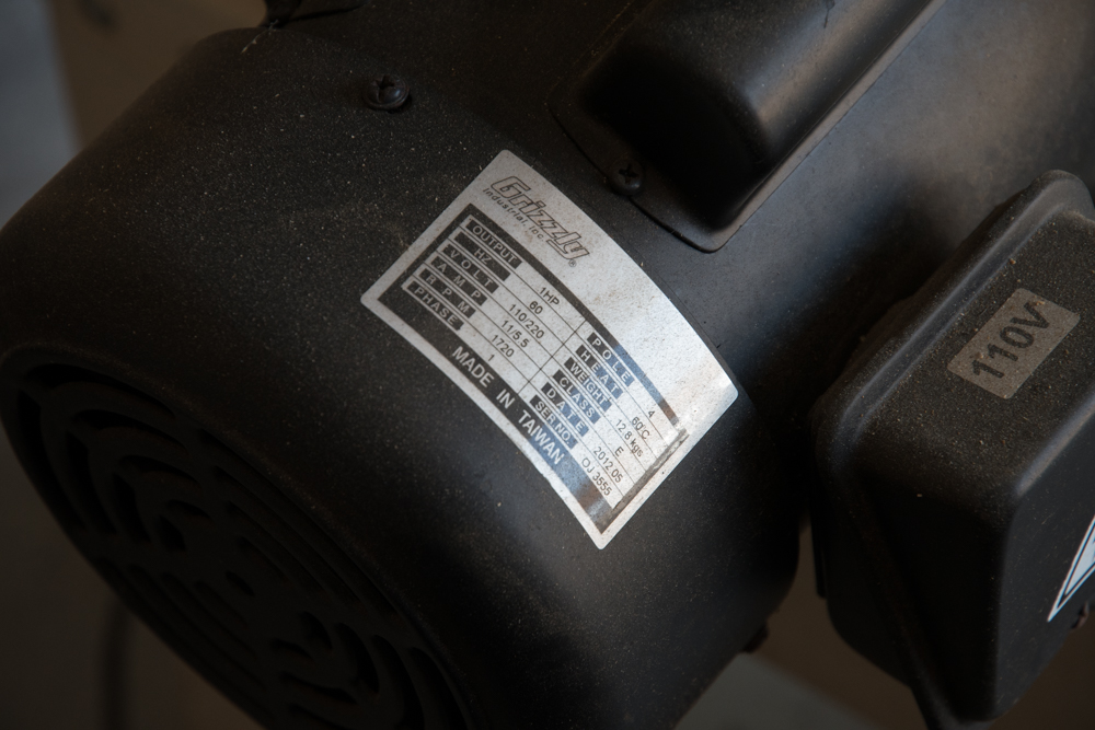 Grizzly Industrial Polar Bear Series Ultimate 14" Bandsaw