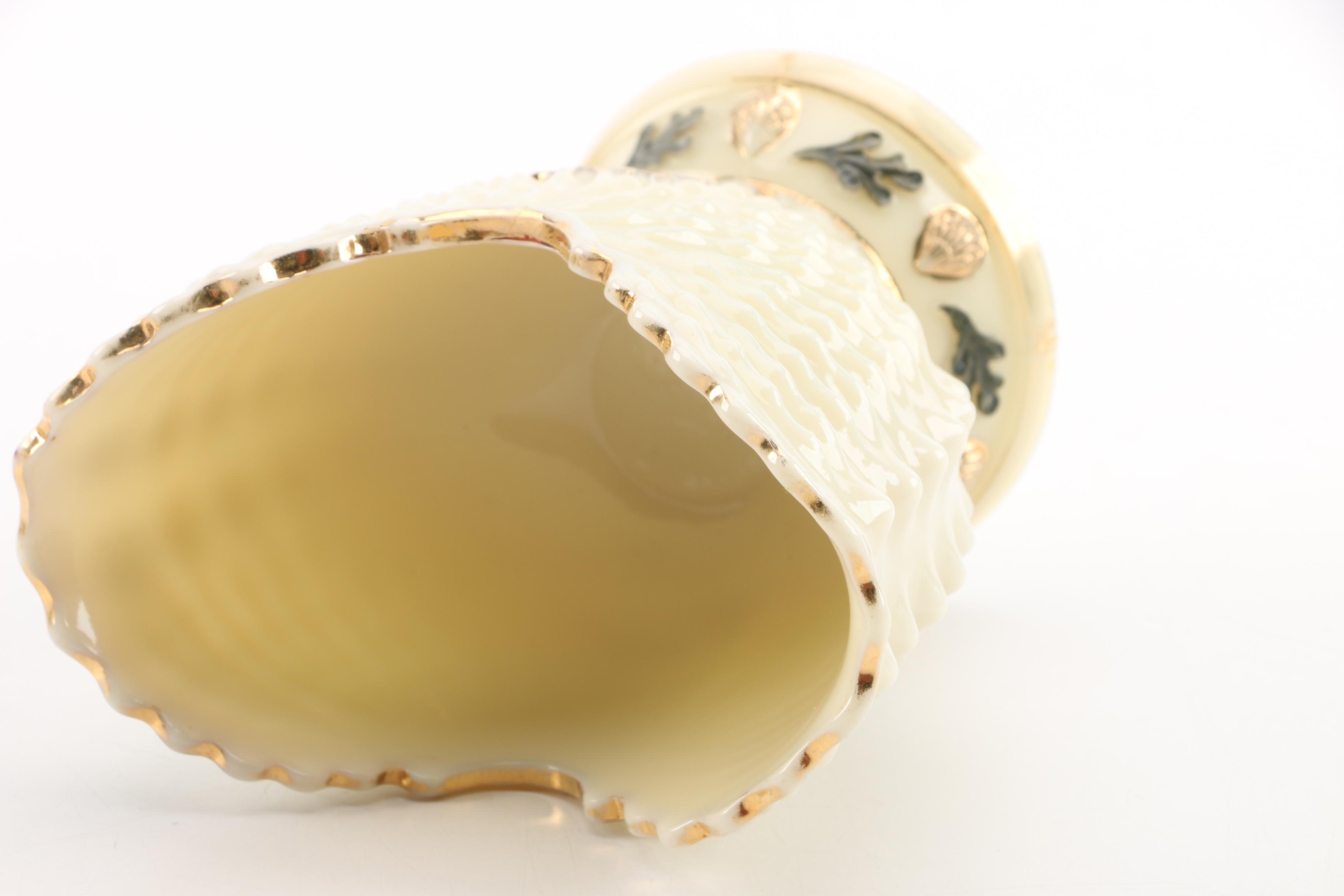 Vintage Northwood "Argonaut Shell" Custard Glass Serveware