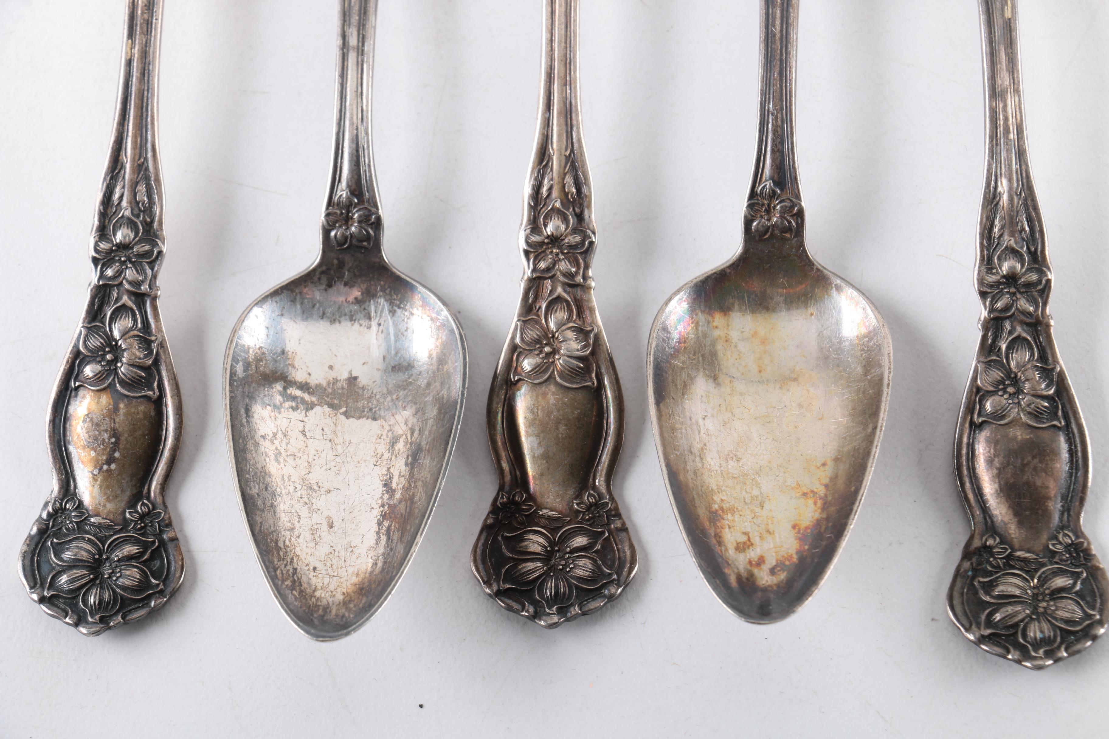 Wm Rogers "Arbutus" Silver Plate Pointed Bowl Spoons and Other Pieces