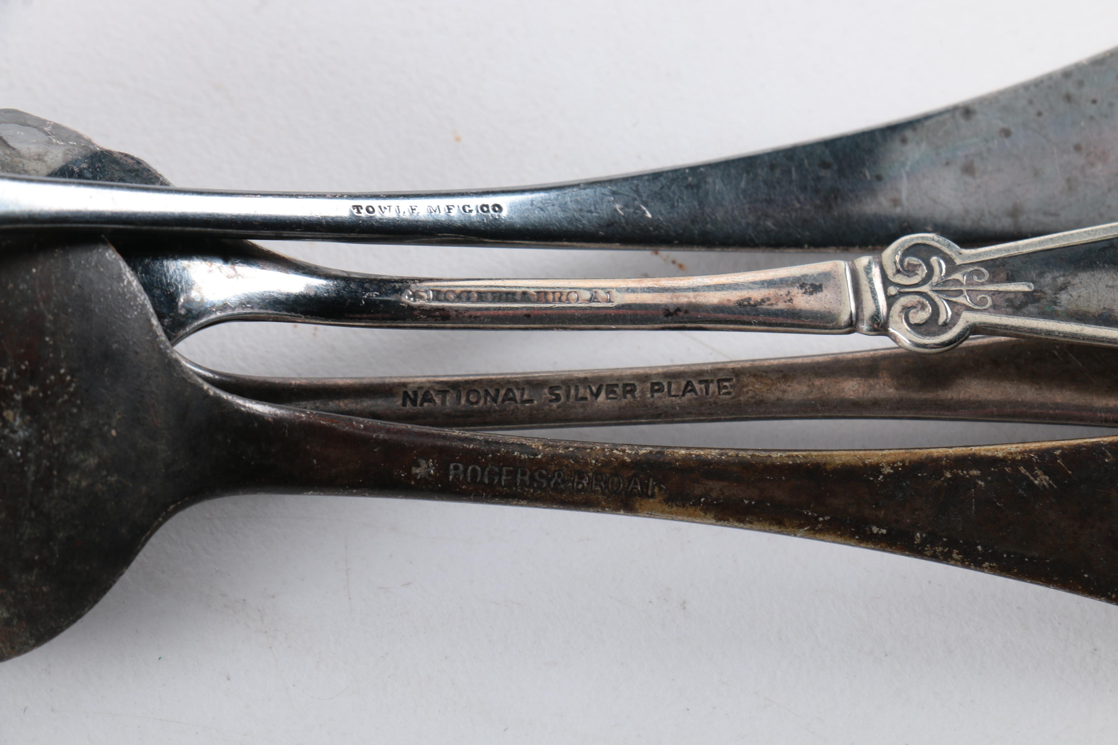 Wm Rogers "Arbutus" Silver Plate Pointed Bowl Spoons and Other Pieces