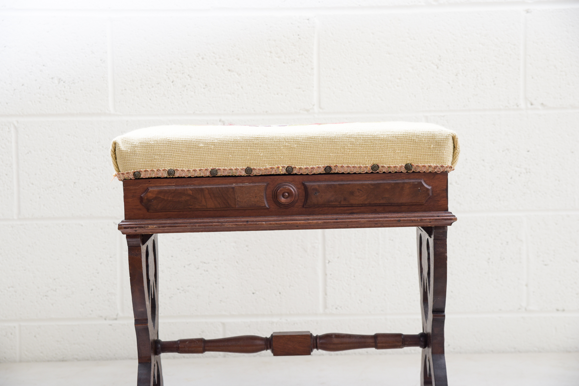 Victorian Renaissance-Revival Walnut Organ Stool