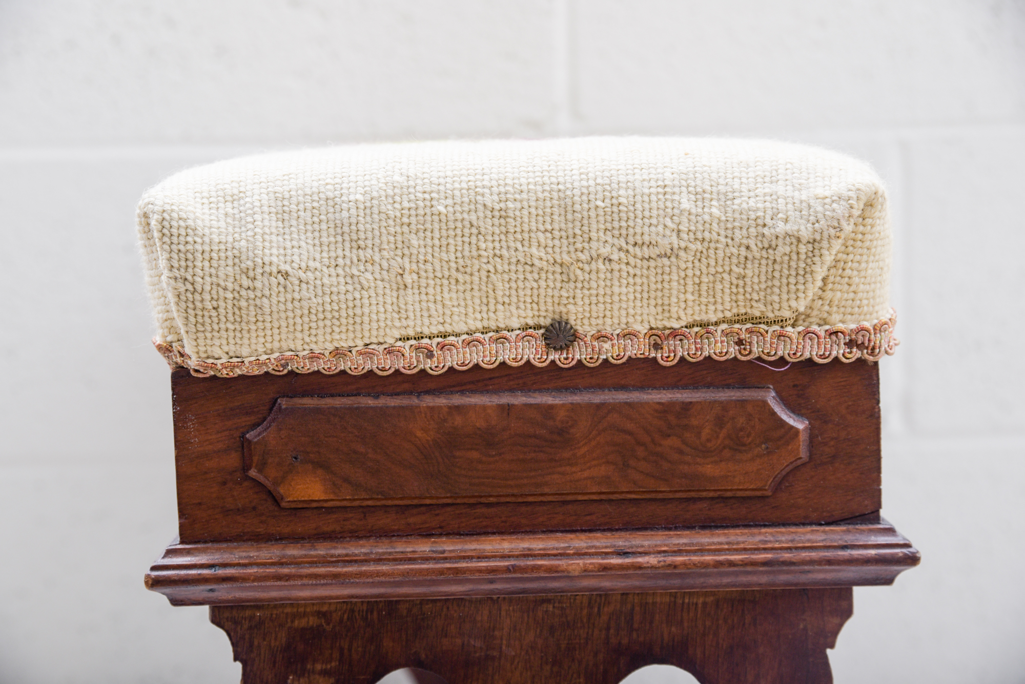 Victorian Renaissance-Revival Walnut Organ Stool