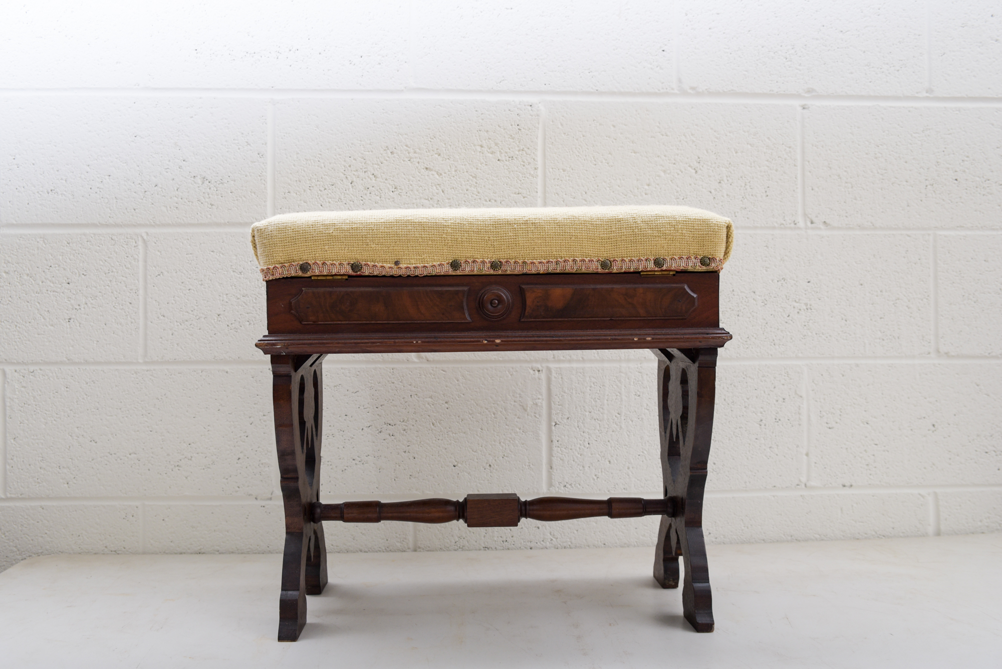 Victorian Renaissance-Revival Walnut Organ Stool