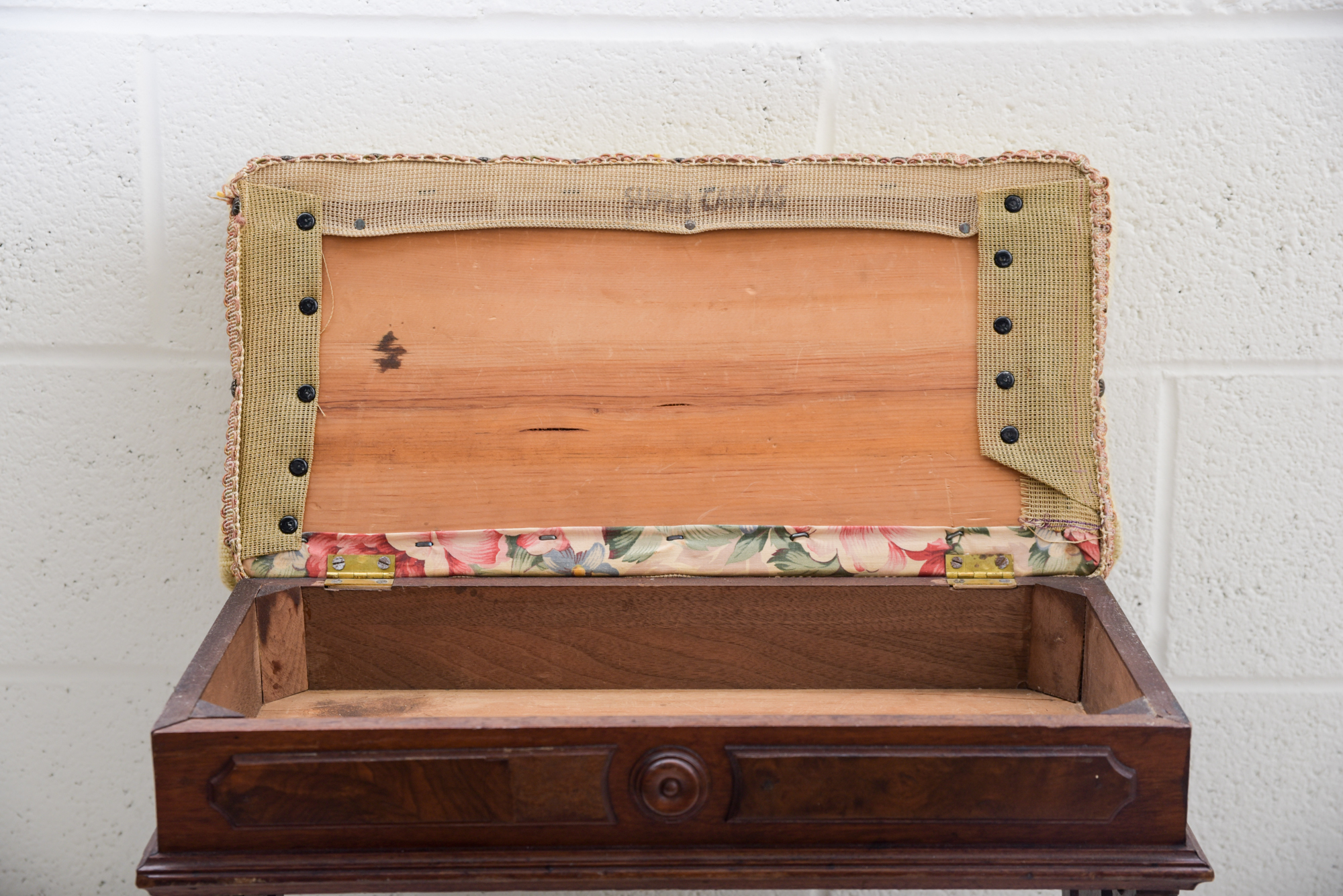 Victorian Renaissance-Revival Walnut Organ Stool