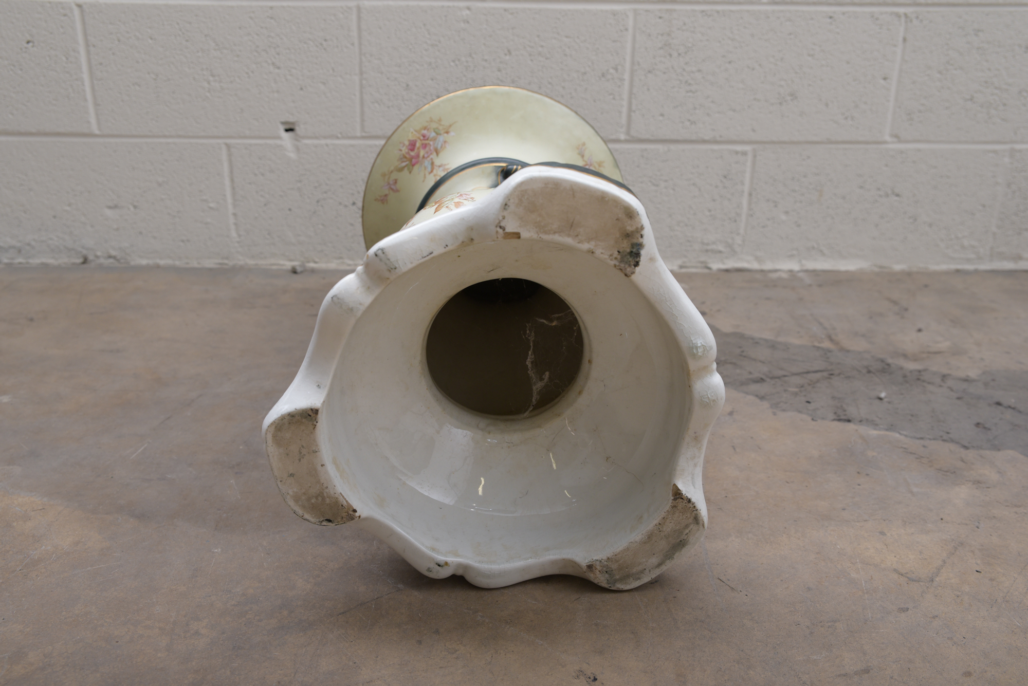 Vintage Glazed Porcelain Pedestal Stand