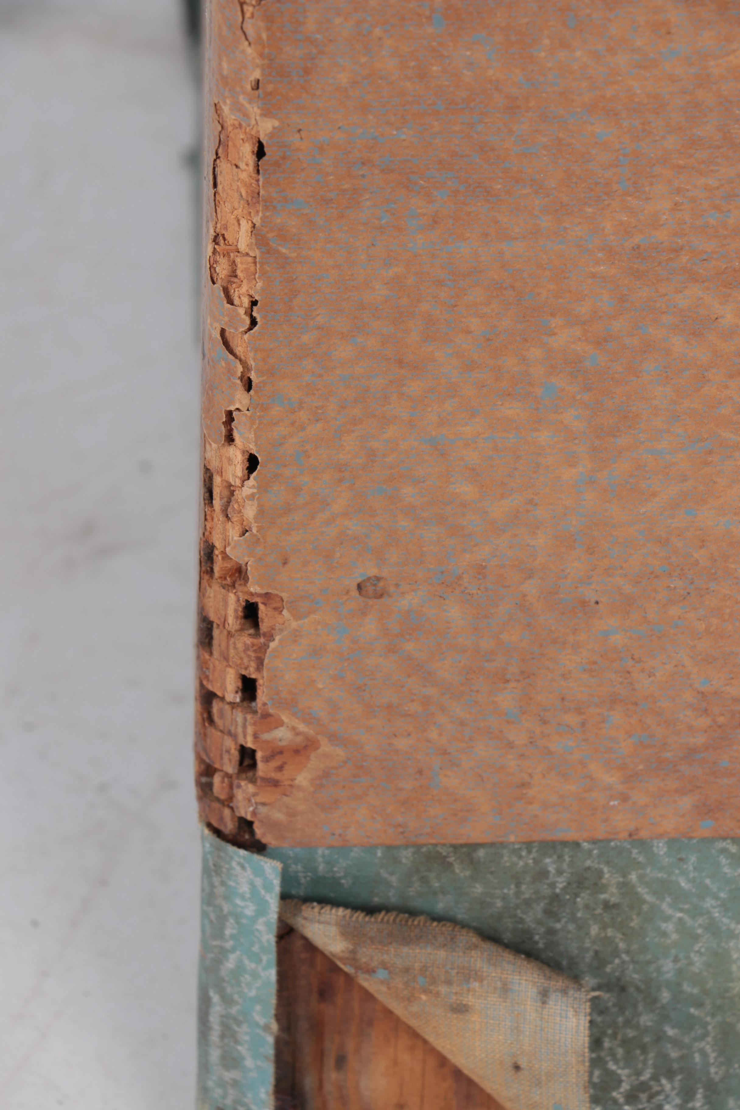 Vintage White Sewing Machine