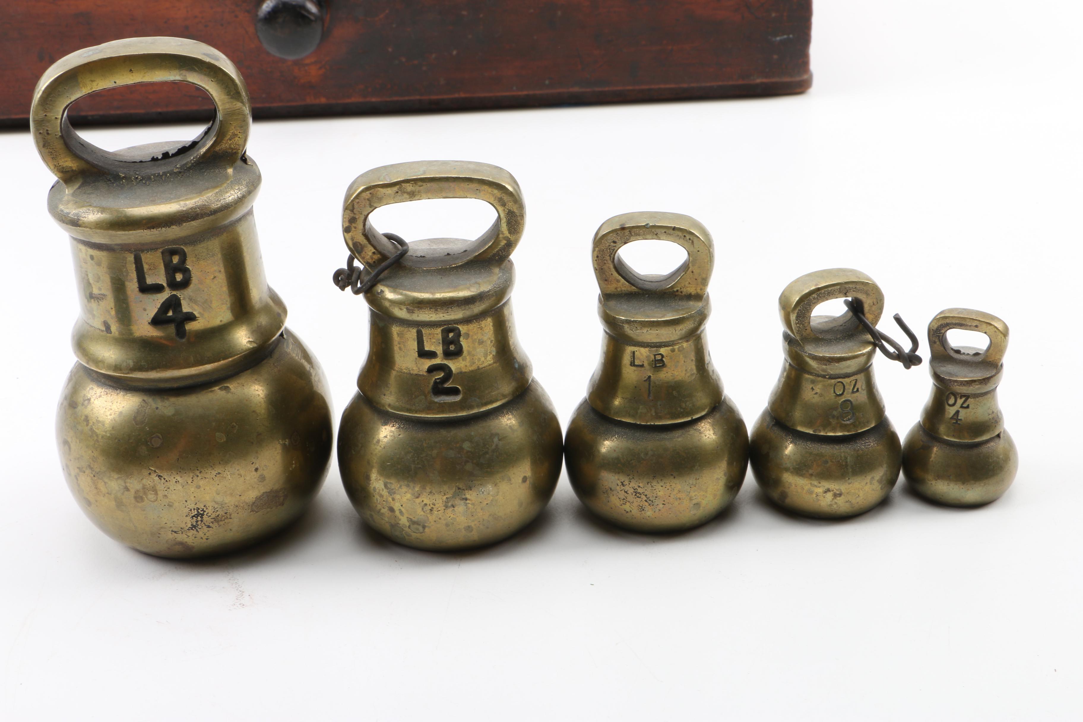 Equal Arm Balance Scale with Weights