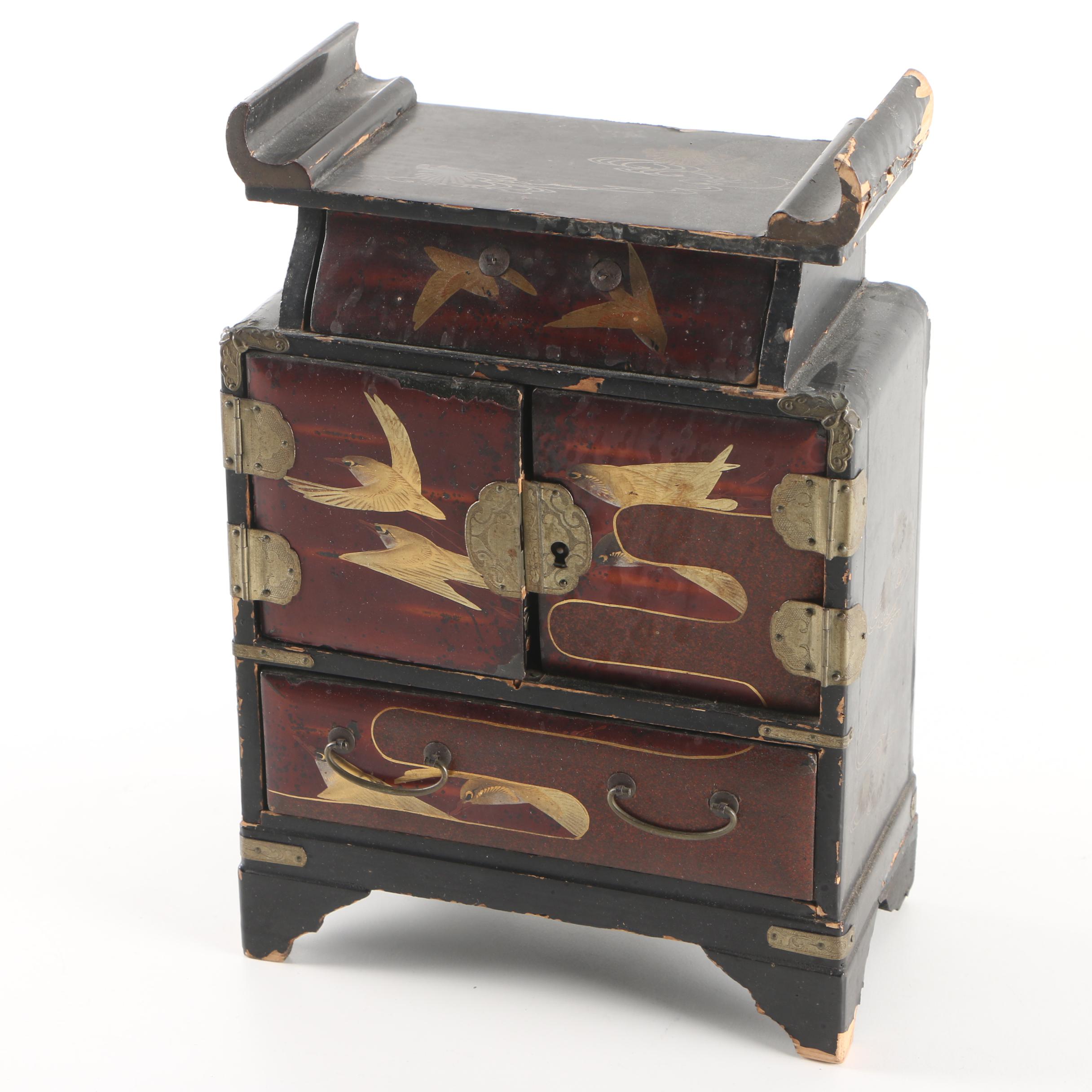 Vintage Korean Lacquered Jewelry Box