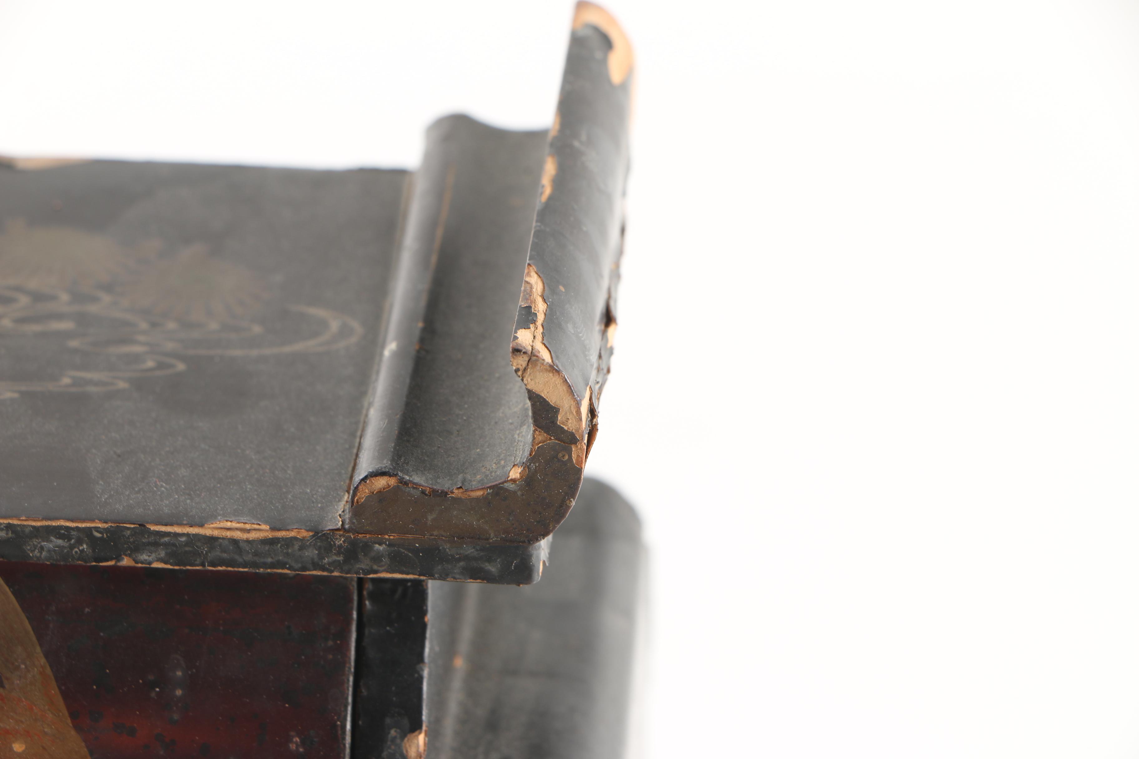 Vintage Korean Lacquered Jewelry Box