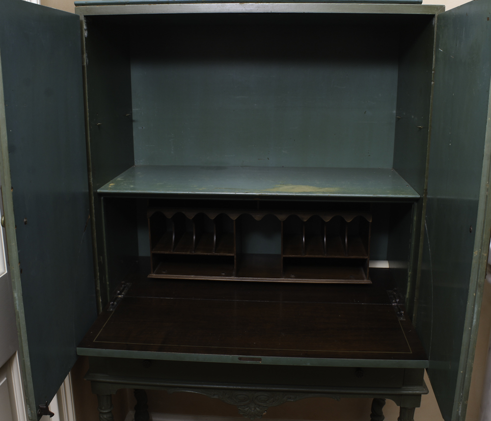 Vintage William and Mary Style Chinoiserie Desk-on-Stand