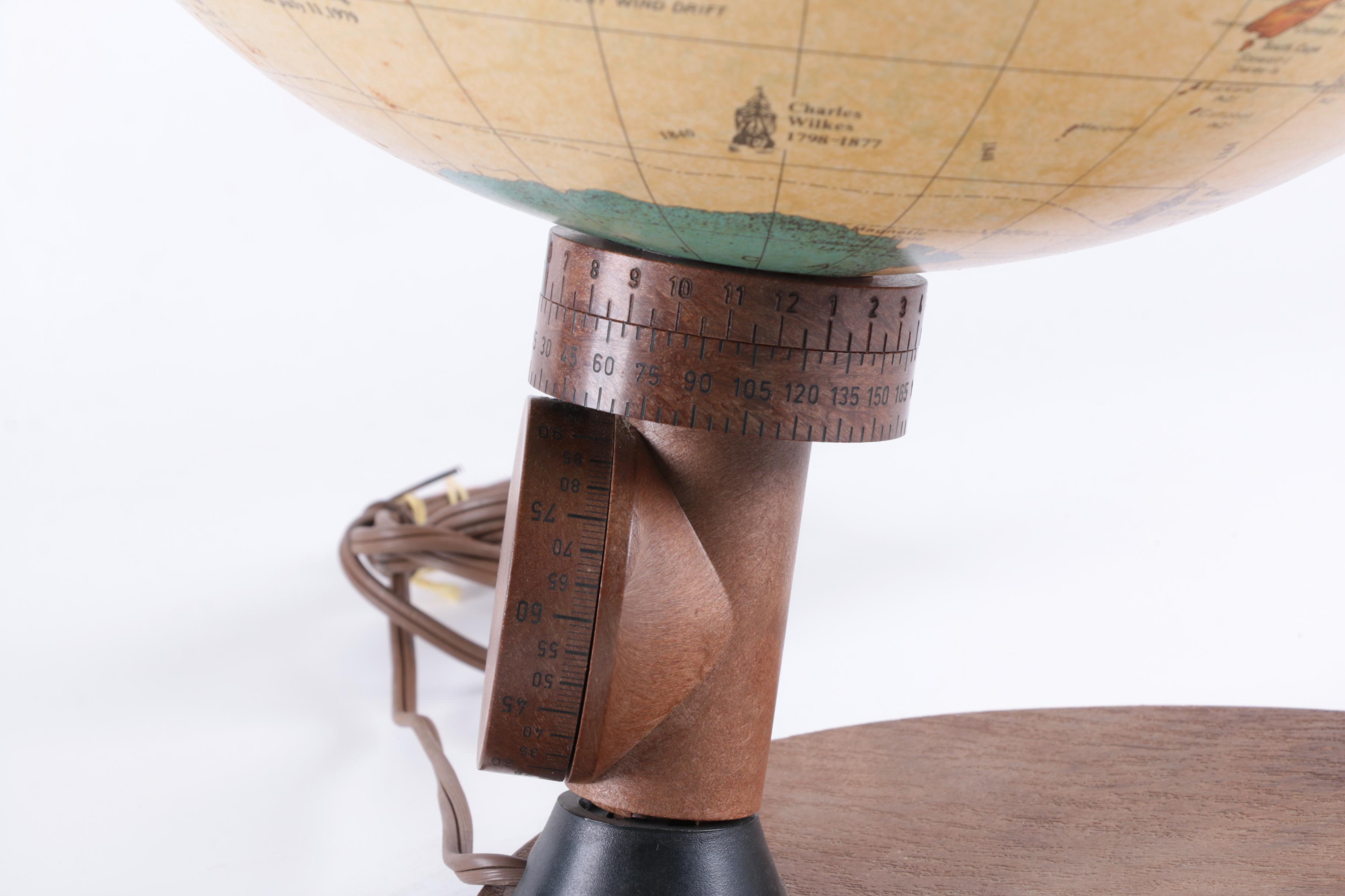 Vintage Reader's Digest Lighted "World Antique Spot Globe"