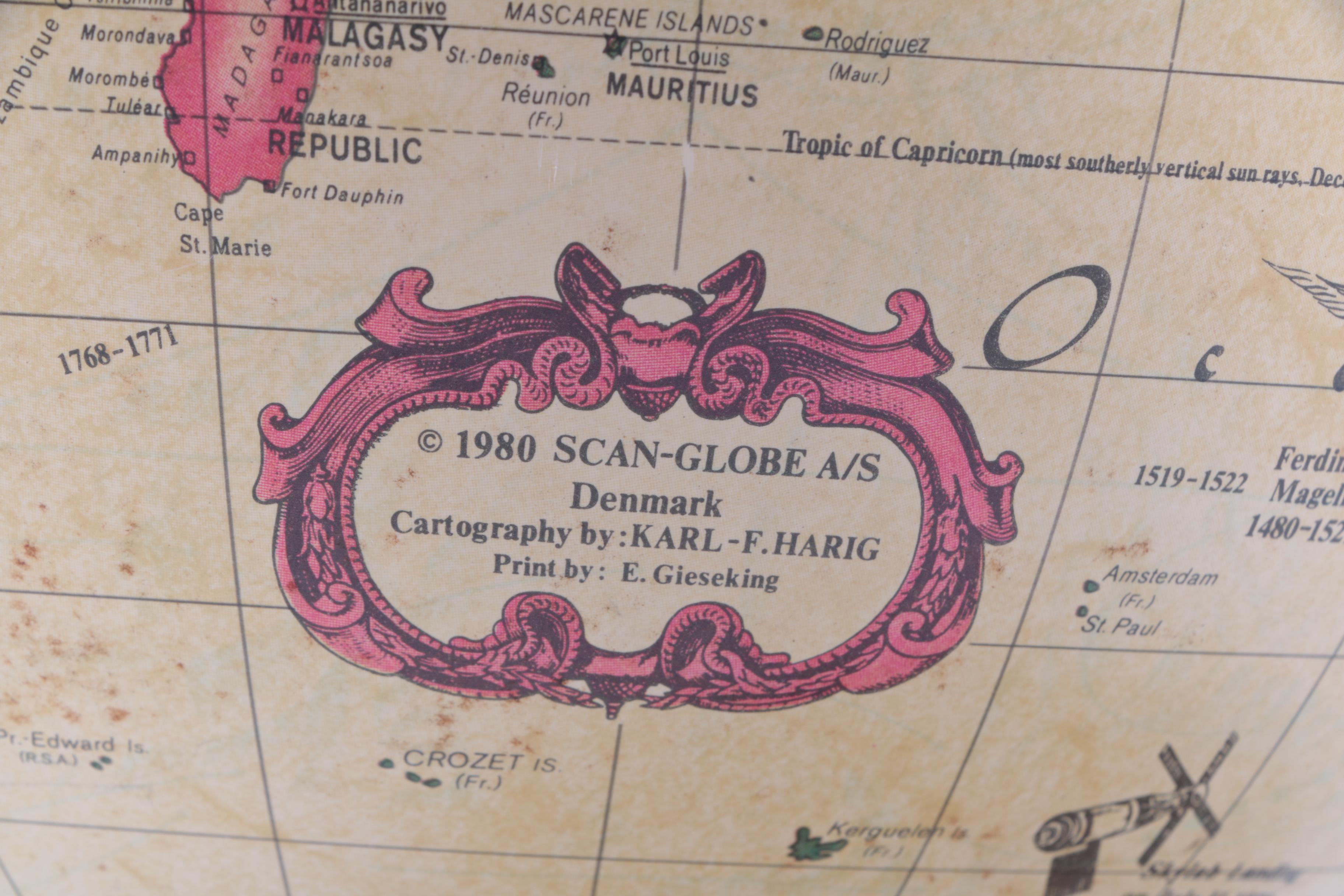 Vintage Reader's Digest Lighted "World Antique Spot Globe"