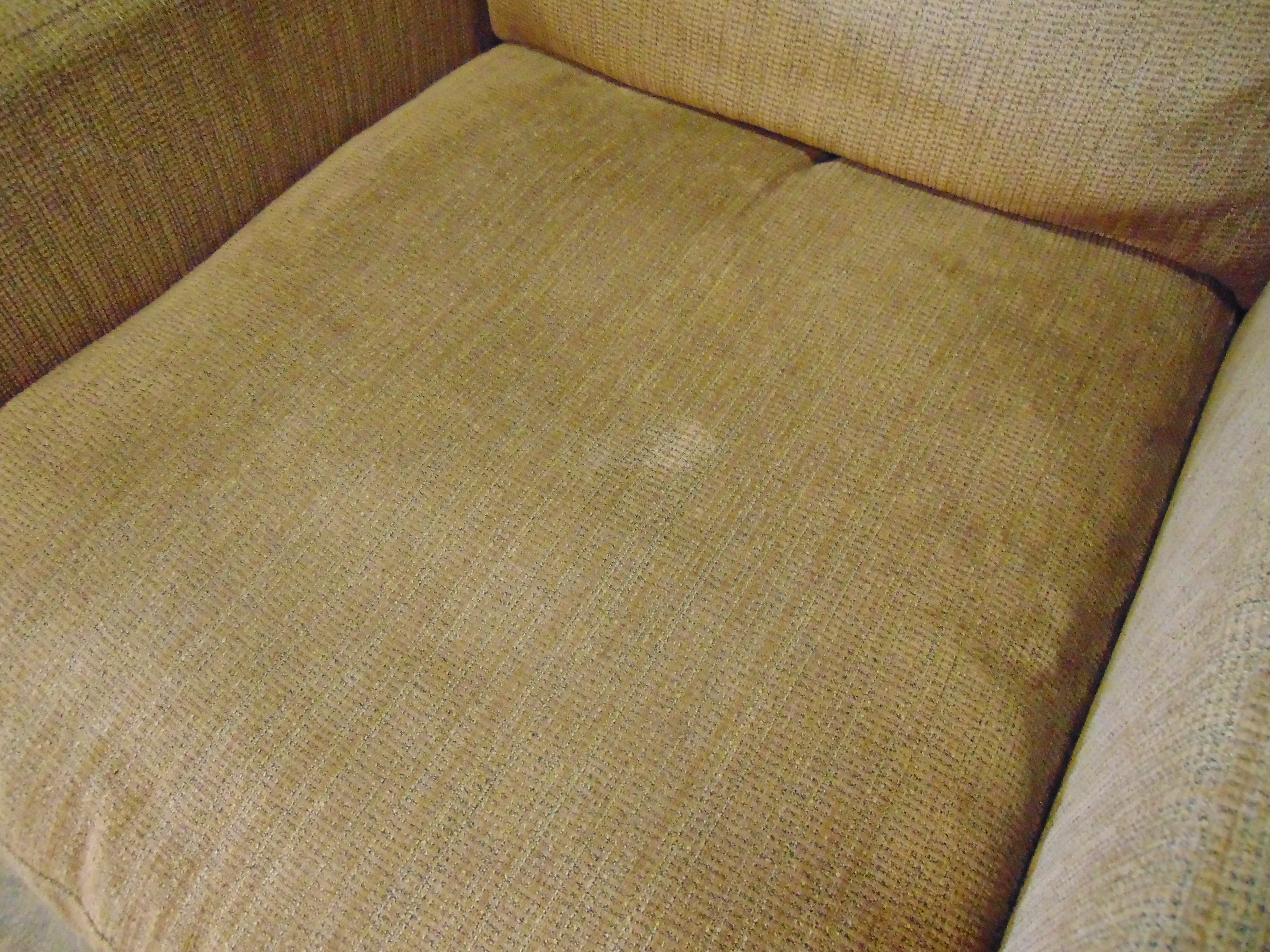 Elite Furniture Vintage Upholstered Club Chair