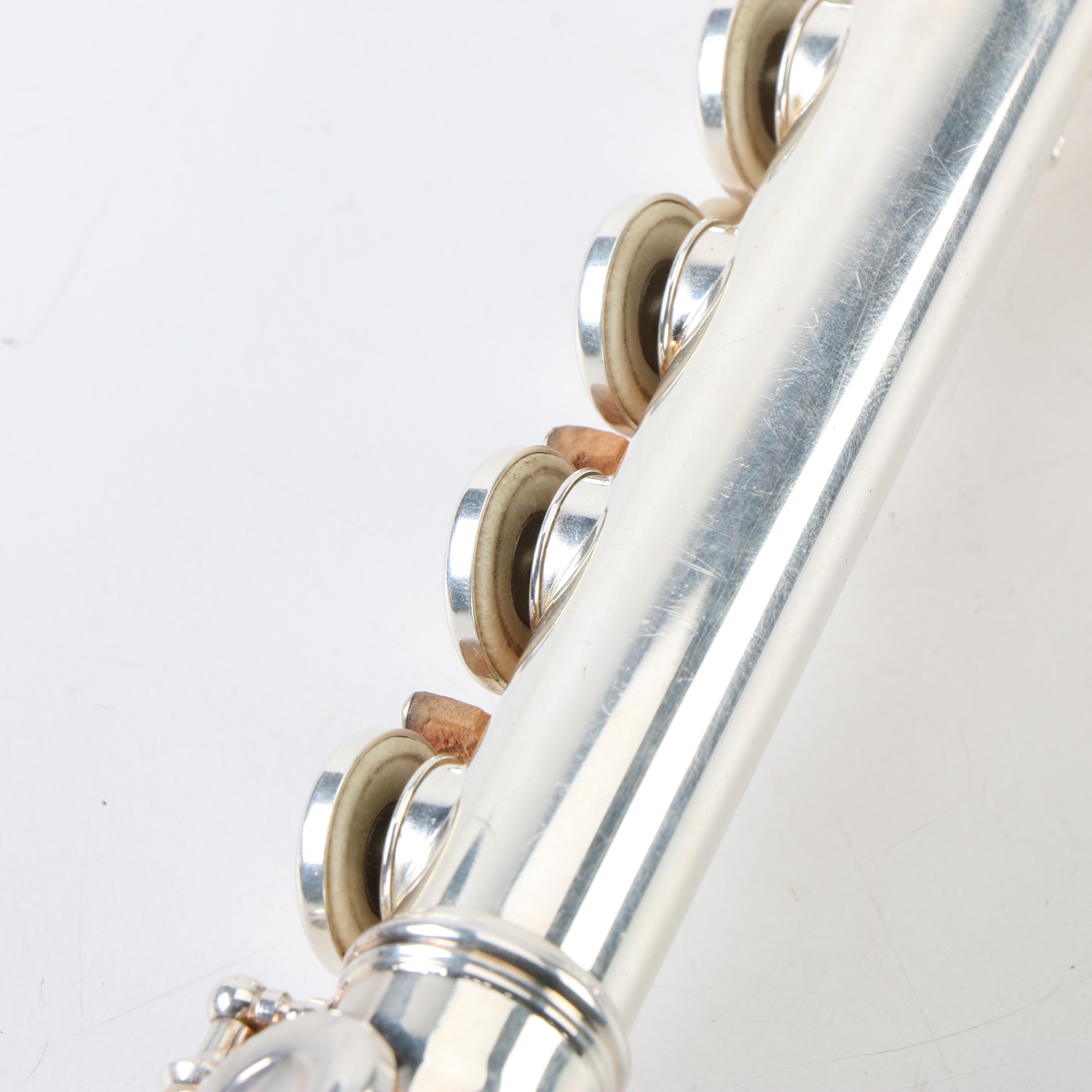 Gemeinhardt Silver Plate Flute with 900 Silver Mouthpiece and Case