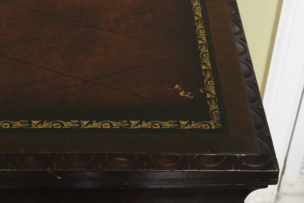 Vintage Chippendale Style Mahogany Side Table