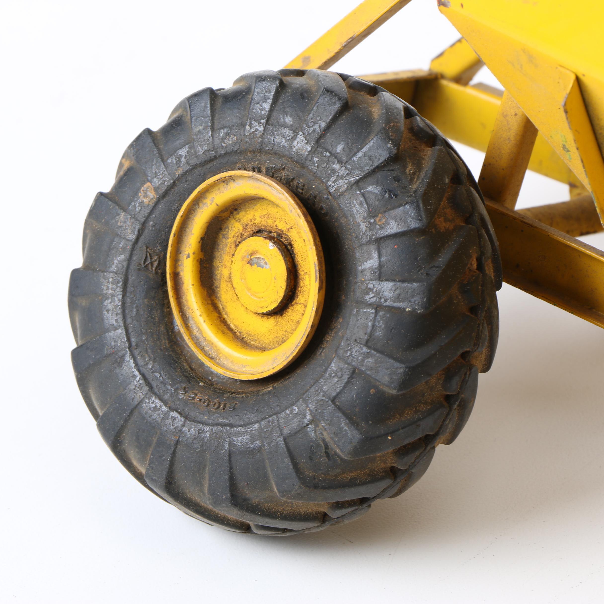 Vintage Doepke Wooldridge Pressed Steel Earth Mover with Bottom Dump