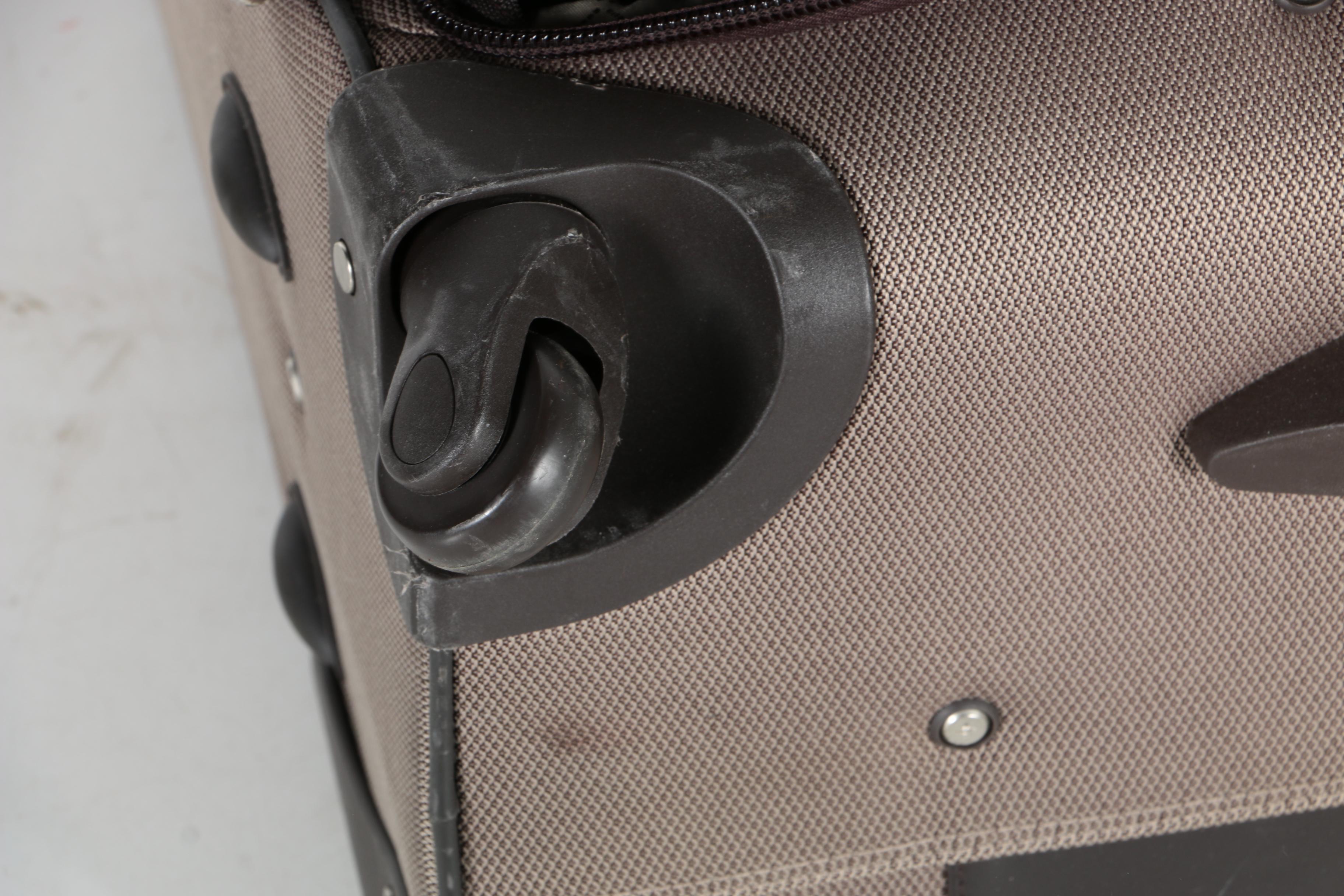 Dockers Rolling Suitcase