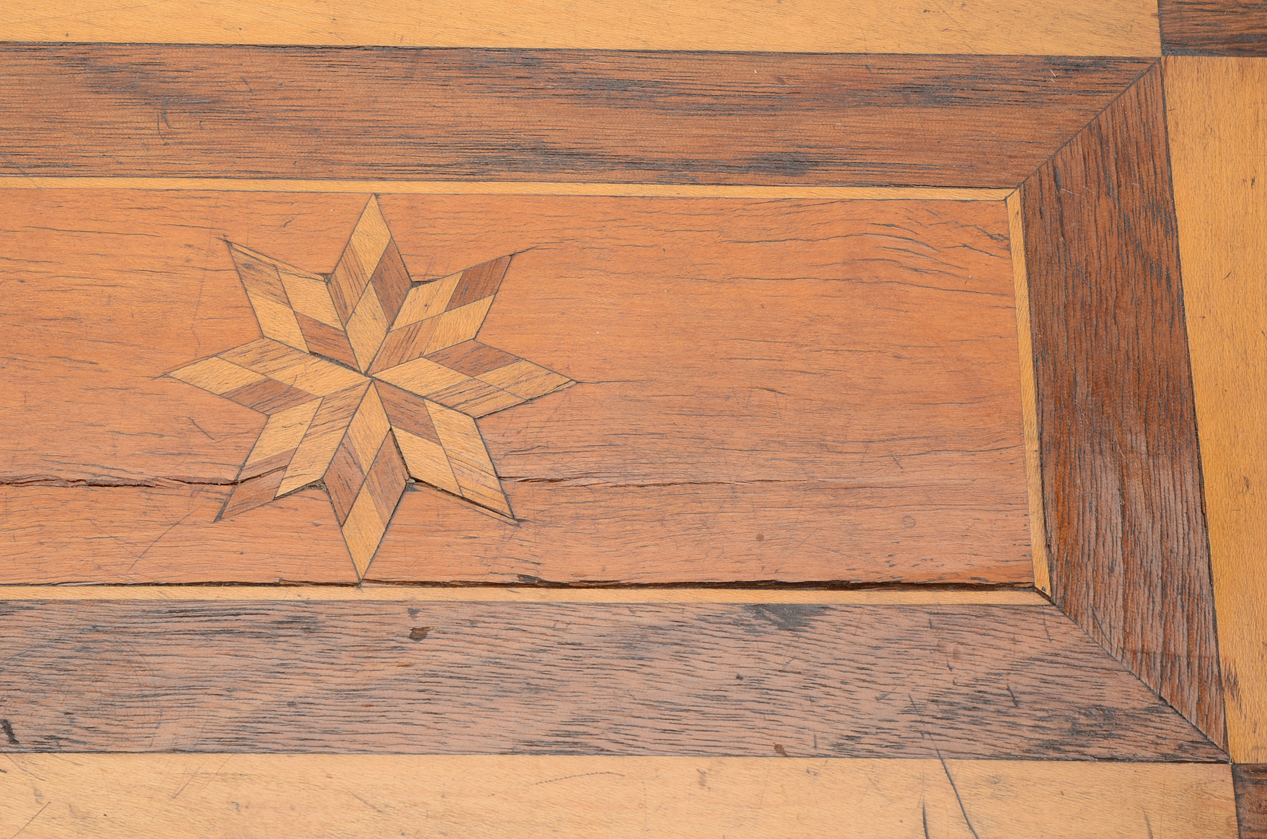 Antique Parquetry Dresser Box with Eight-Point Star Inlay, 19th Century