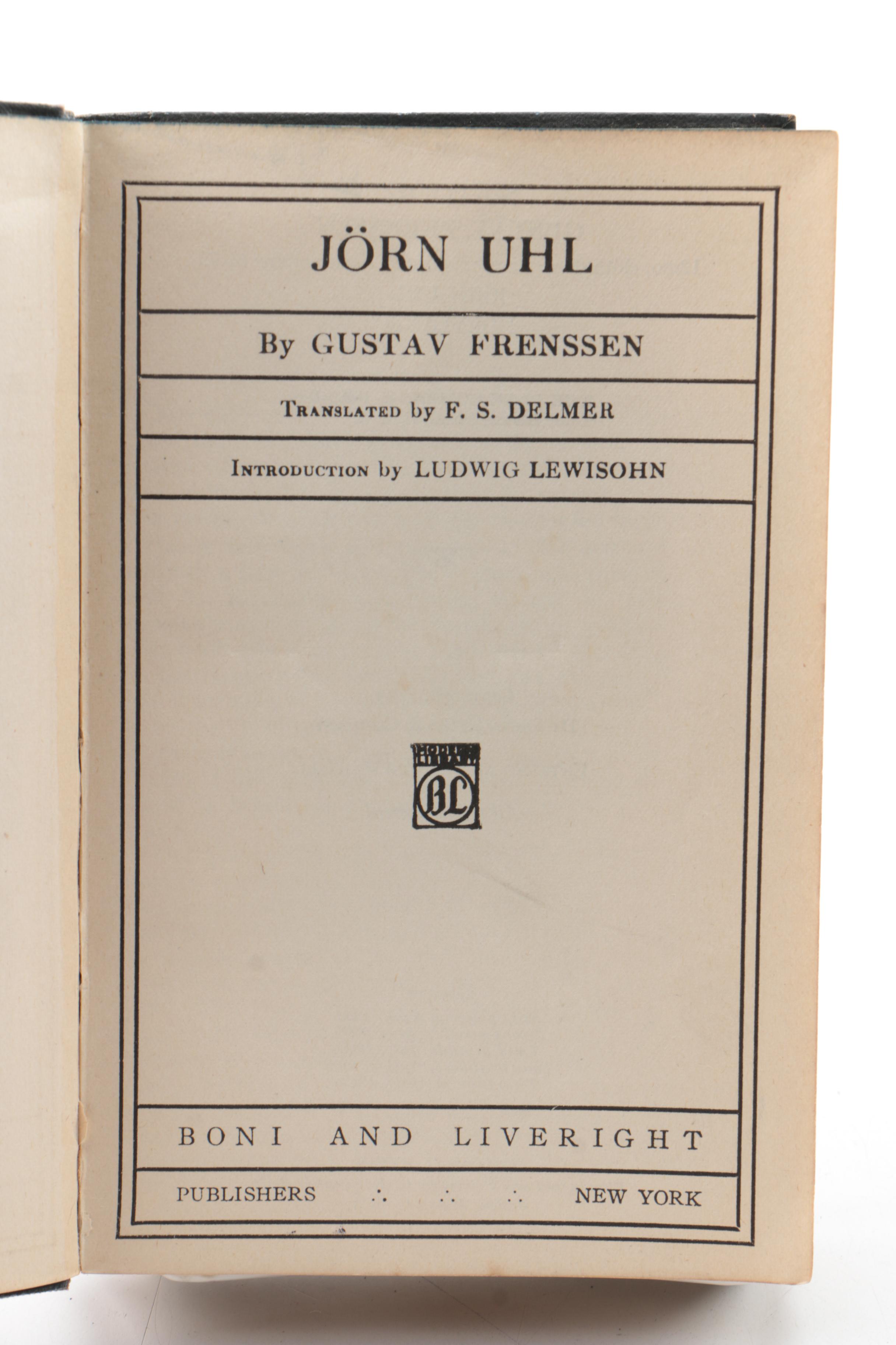 Volumes from the Boni and Liveright Modern Library