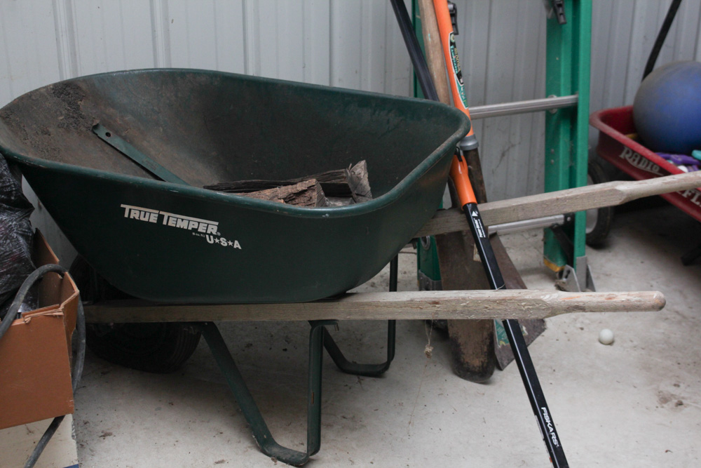 Outdoor Tools Featuring Werner 16' Ladder