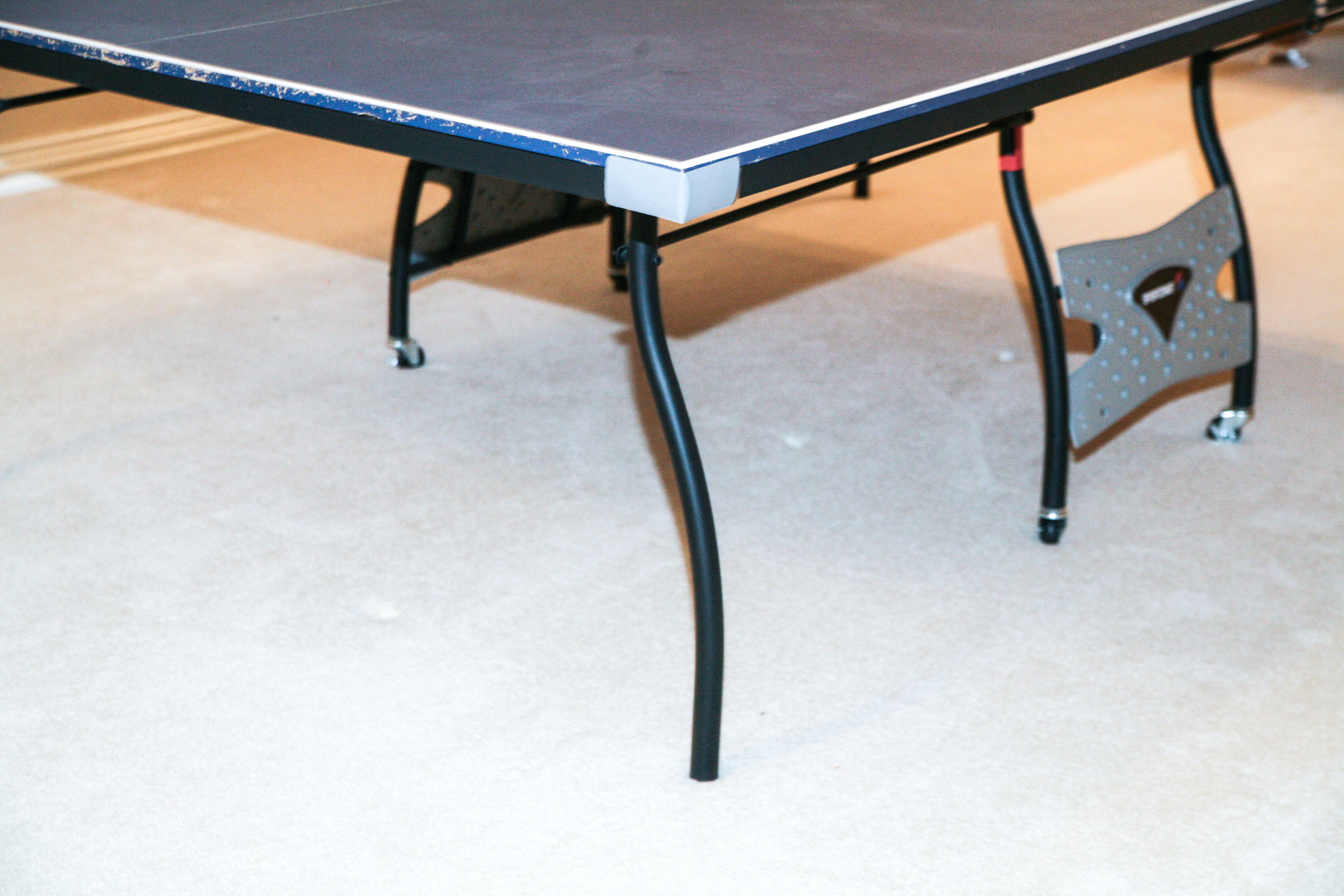 Sportcraft Ping Pong Table and Accessories