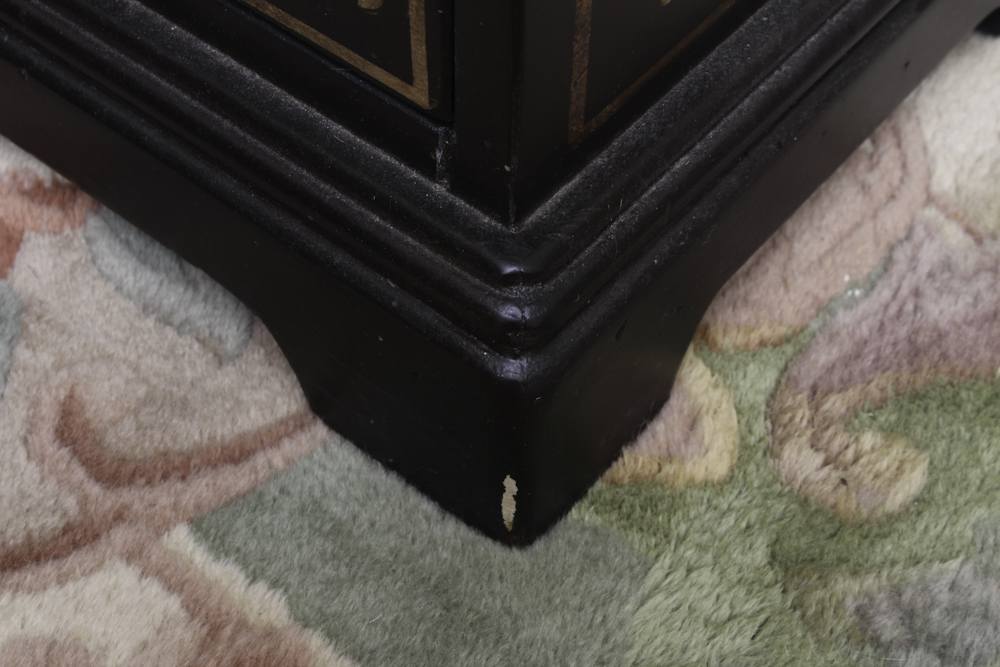 Decorative Floral Painted Chest of Drawers