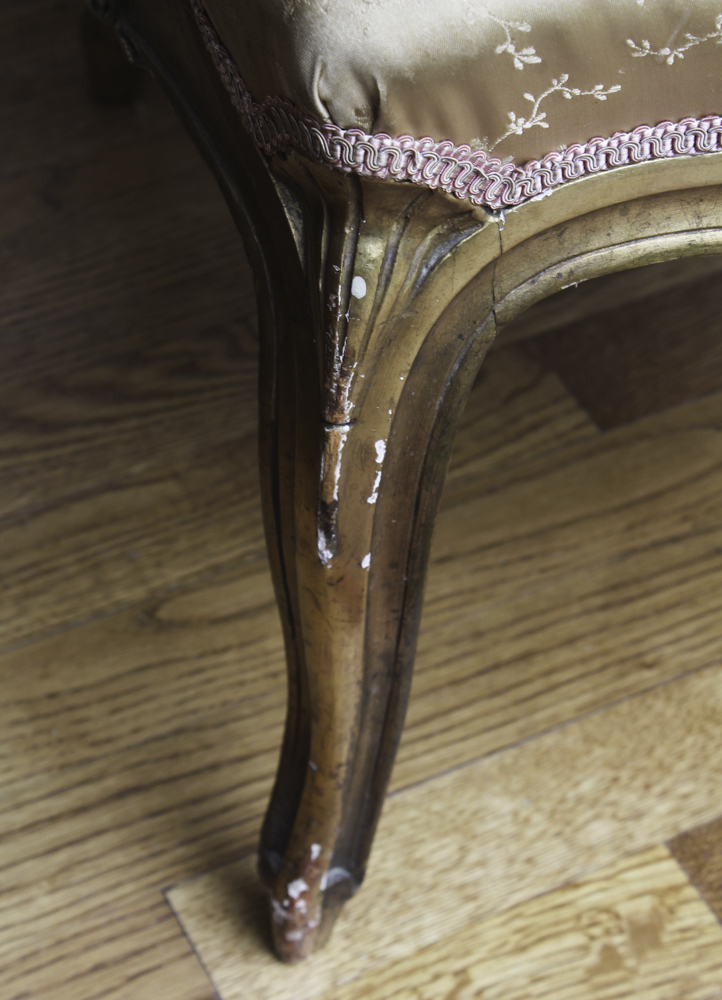 Antique Louis XV Style Gilded Fauteuil a la Reine