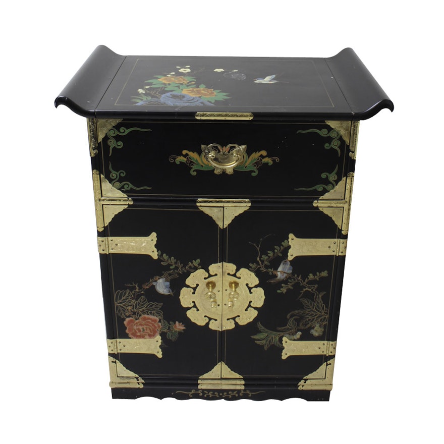 Vintage Chinese Lacquered Cabinet