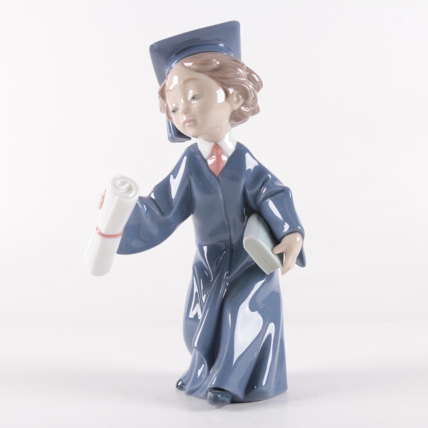 Lladró "Cap and Gown" Figurine
