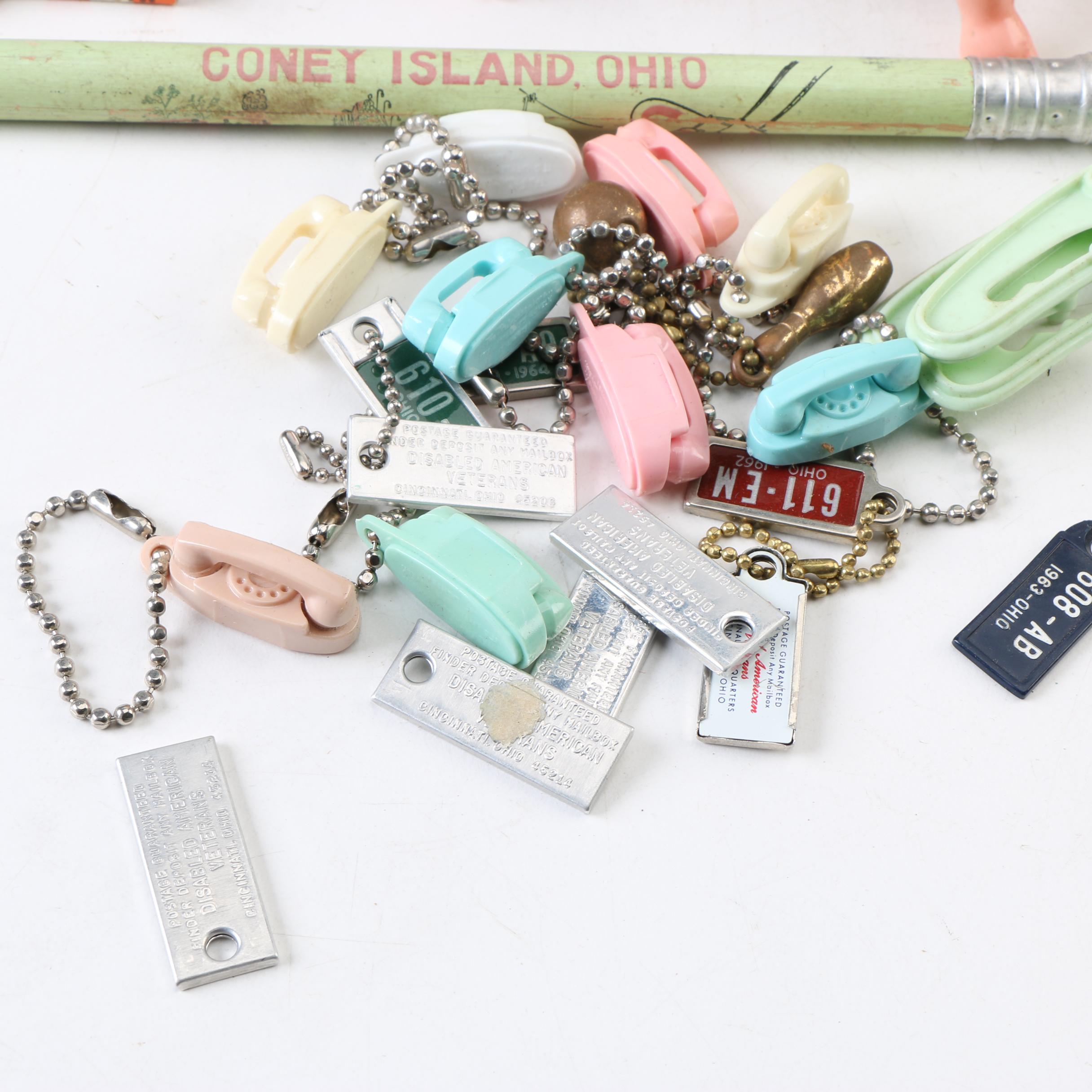 E.T. Collectibles, Vintage Vinyl Dolls, Doodle Stix and Other Toys