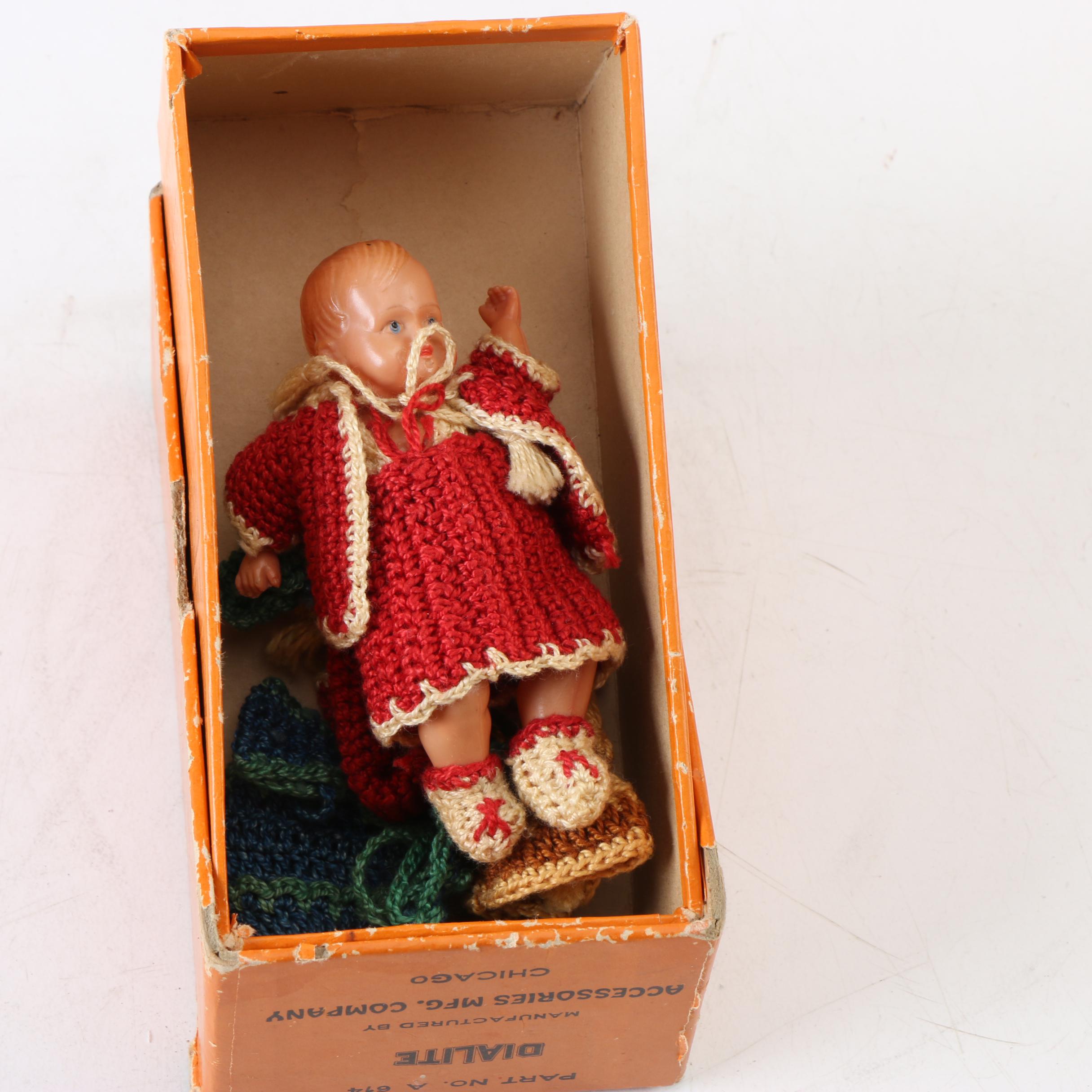 E.T. Collectibles, Vintage Vinyl Dolls, Doodle Stix and Other Toys