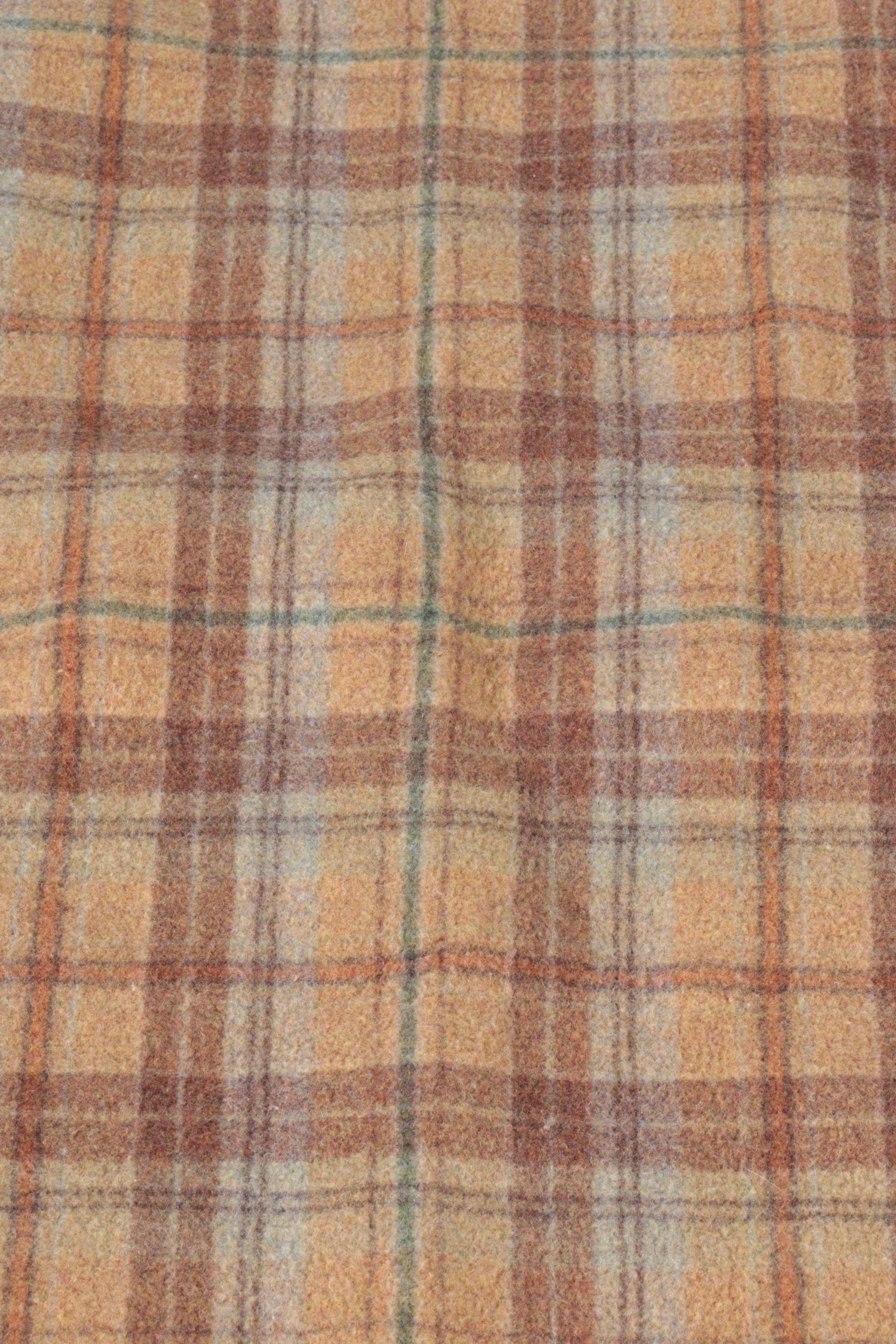 Williams-Sonoma Pillows And Throw Blanket