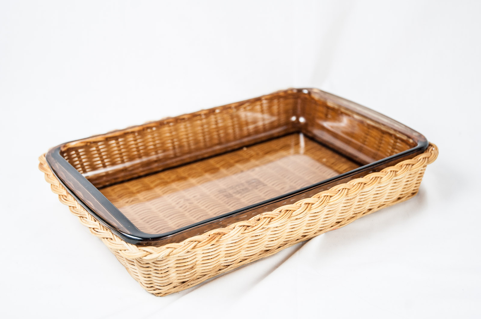 Vintage Pyrex Tableware Including the "Butterprint" Pattern