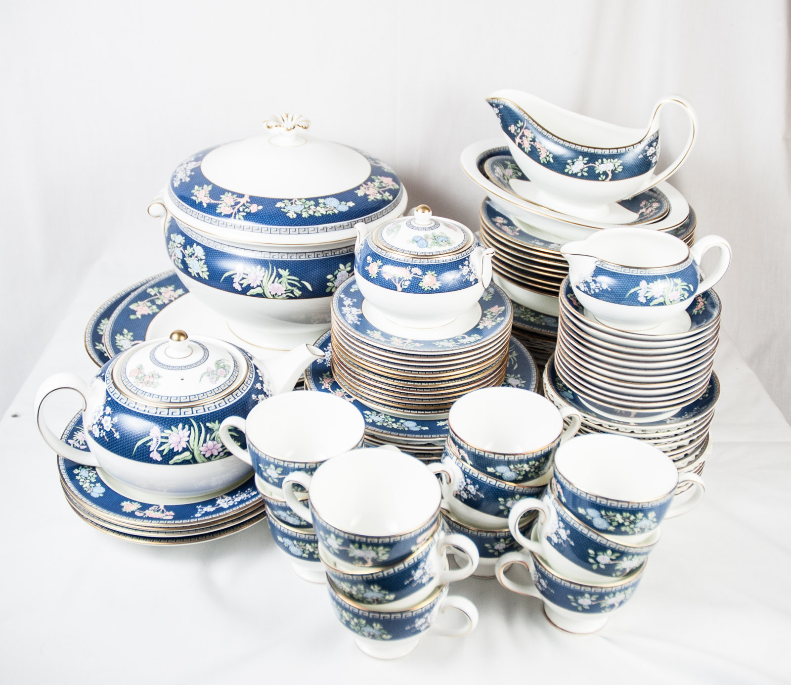 Wedgwood Bone China Set in "Blue Siam" Pattern