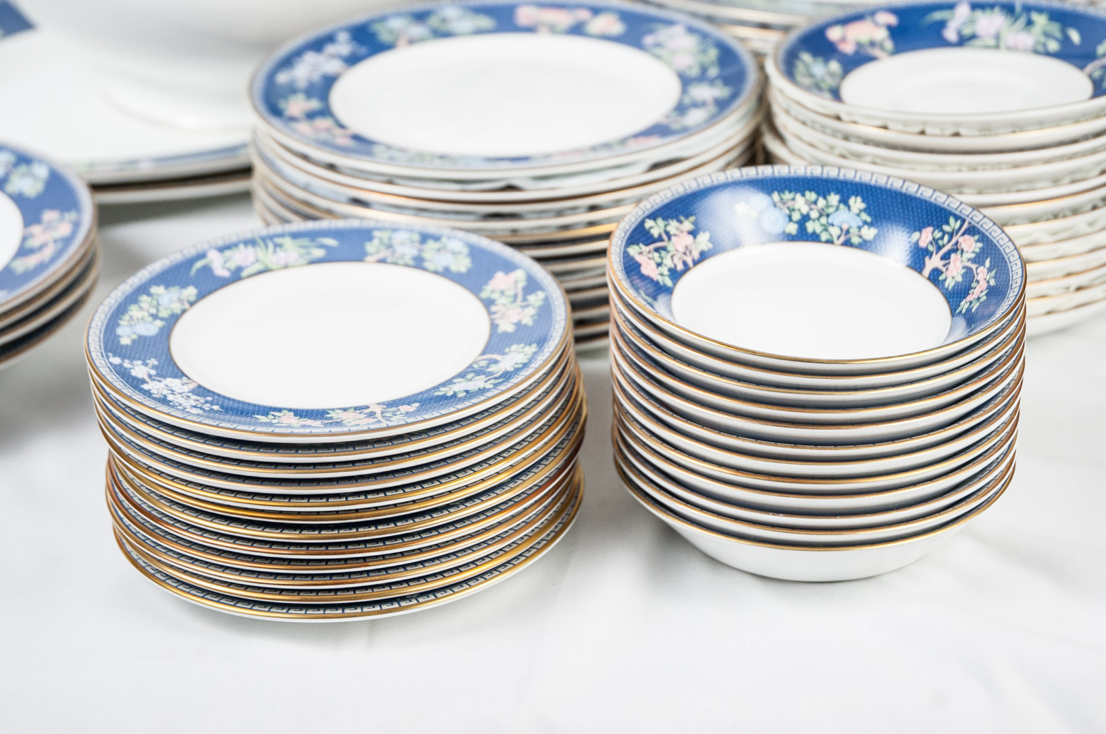 Wedgwood Bone China Set in "Blue Siam" Pattern