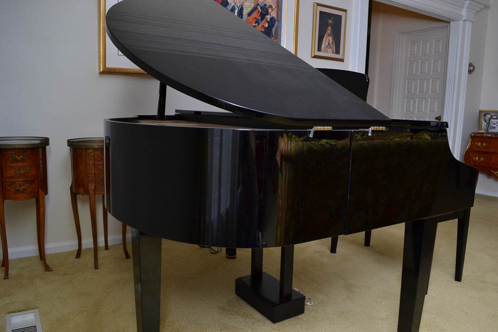 Yamaha Clavinova Digital Baby Grand Piano