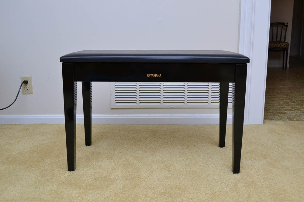 Yamaha Clavinova Digital Baby Grand Piano