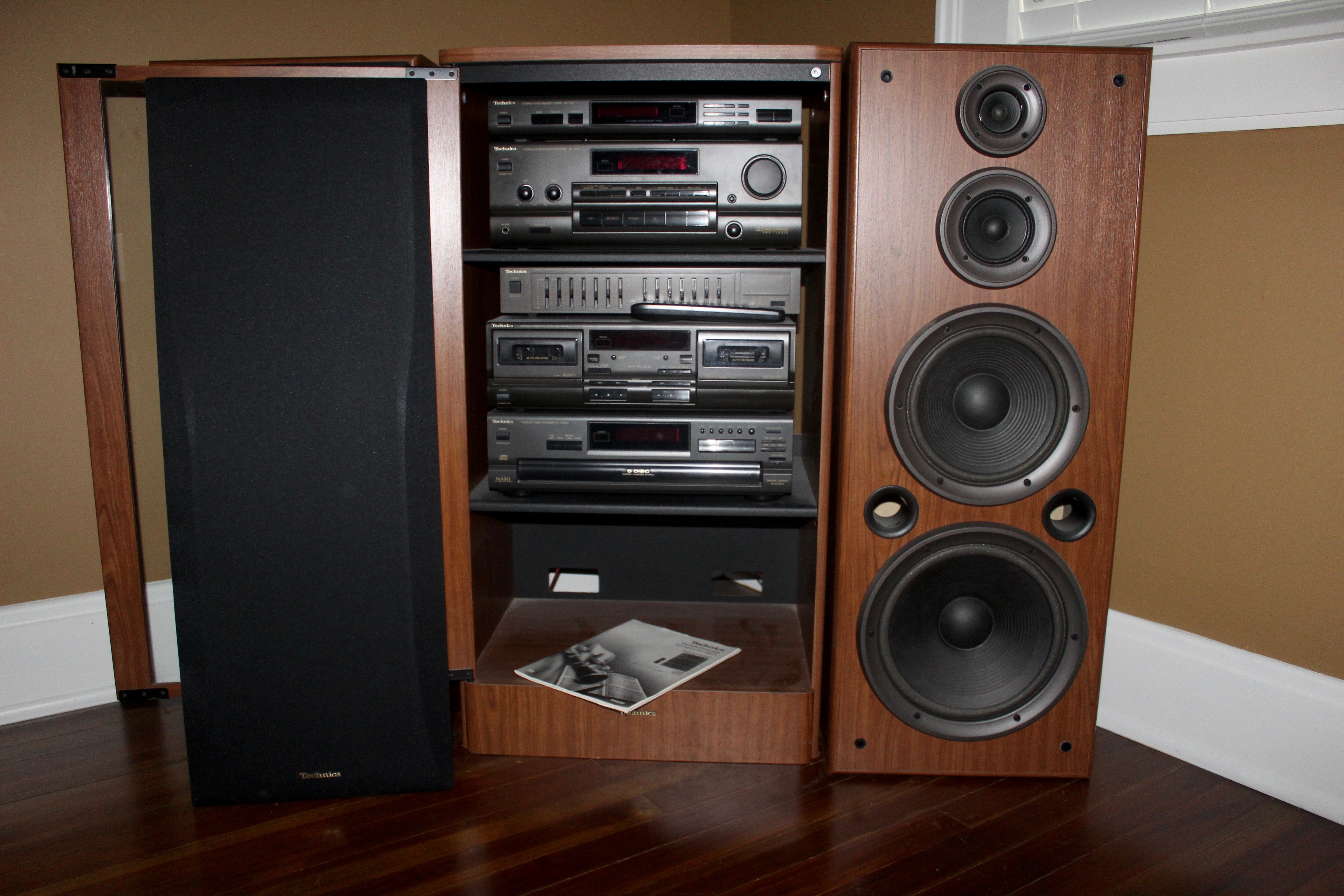 Vintage Technics Stereo System, Cabinet and Speakers