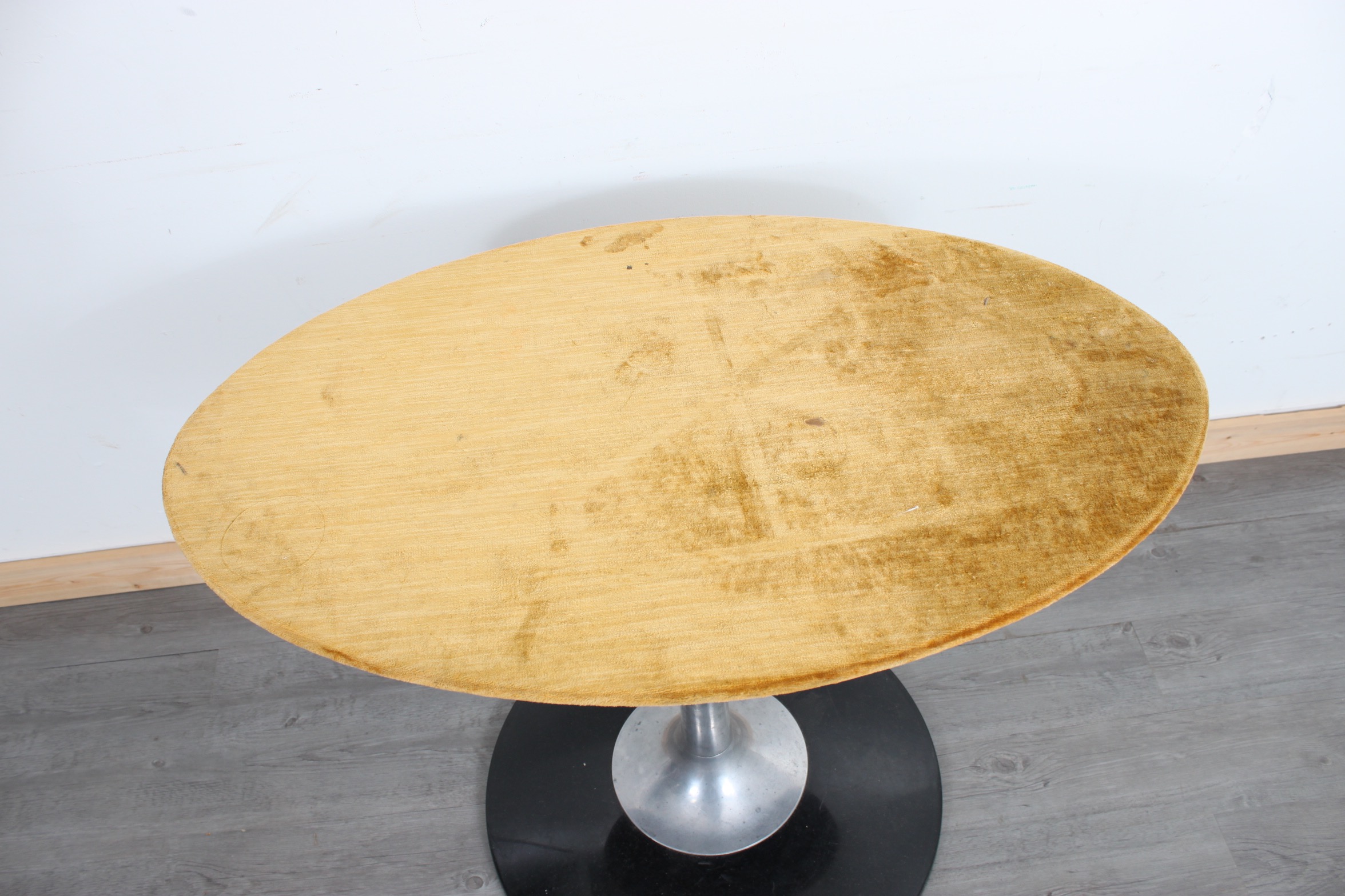 Mid Century Modern Chromcraft  Oval Tulip Table
