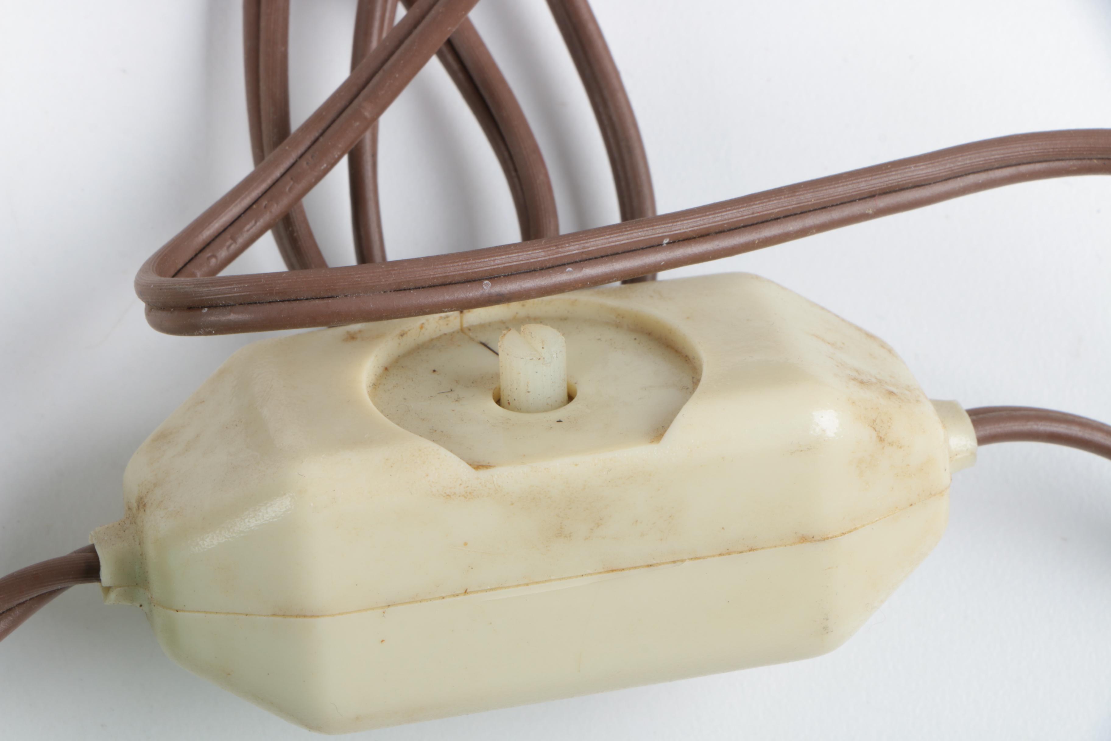 Vintage Wall Light and 7Up Table Lamp