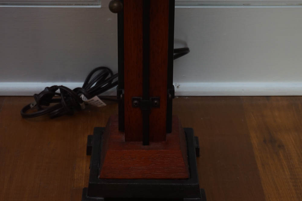 Quoizel Collectibles Tiffany Style Lamp